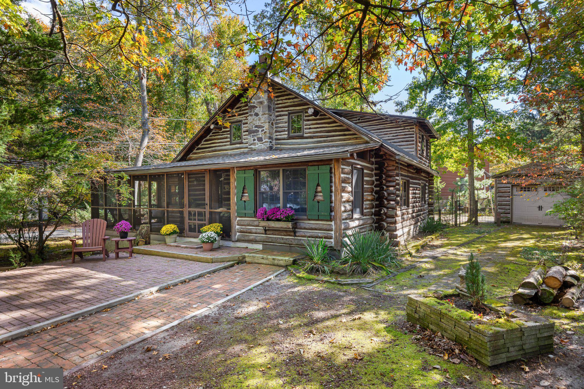 29 SHINNECOCK TRAIL