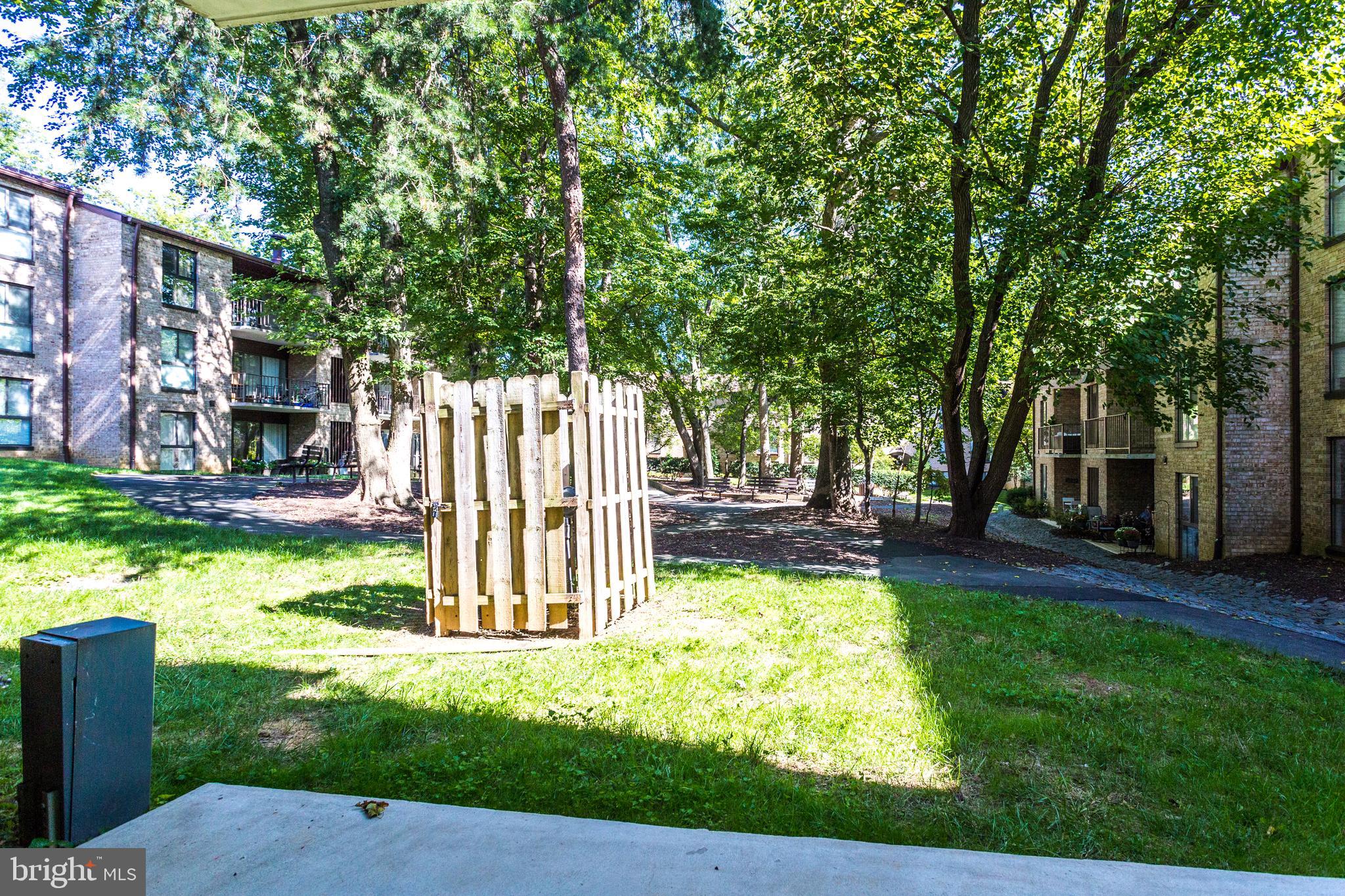 SOUTHGATE - Residential