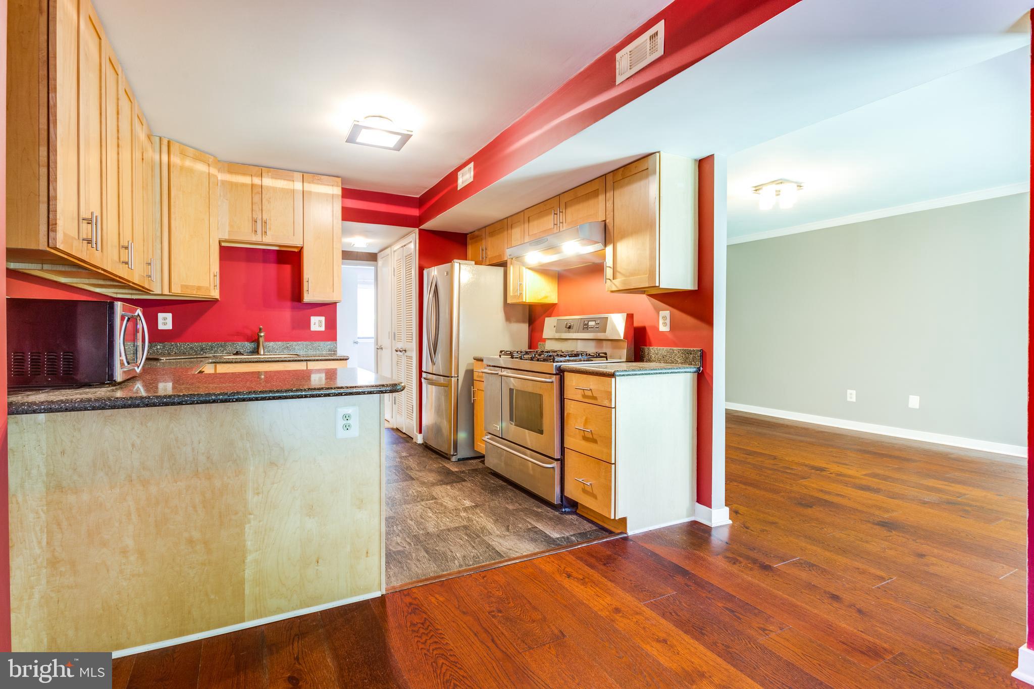 SOUTHGATE - Residential