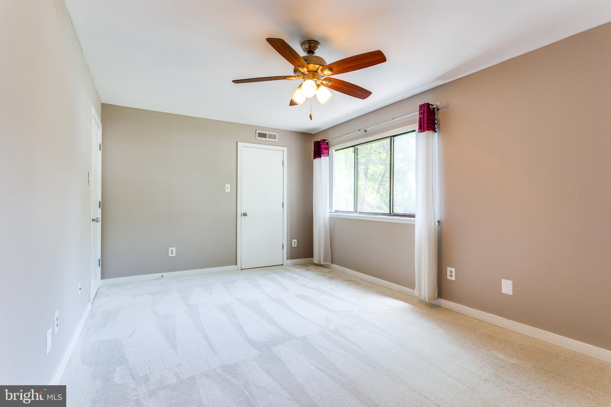 SOUTHGATE - Residential