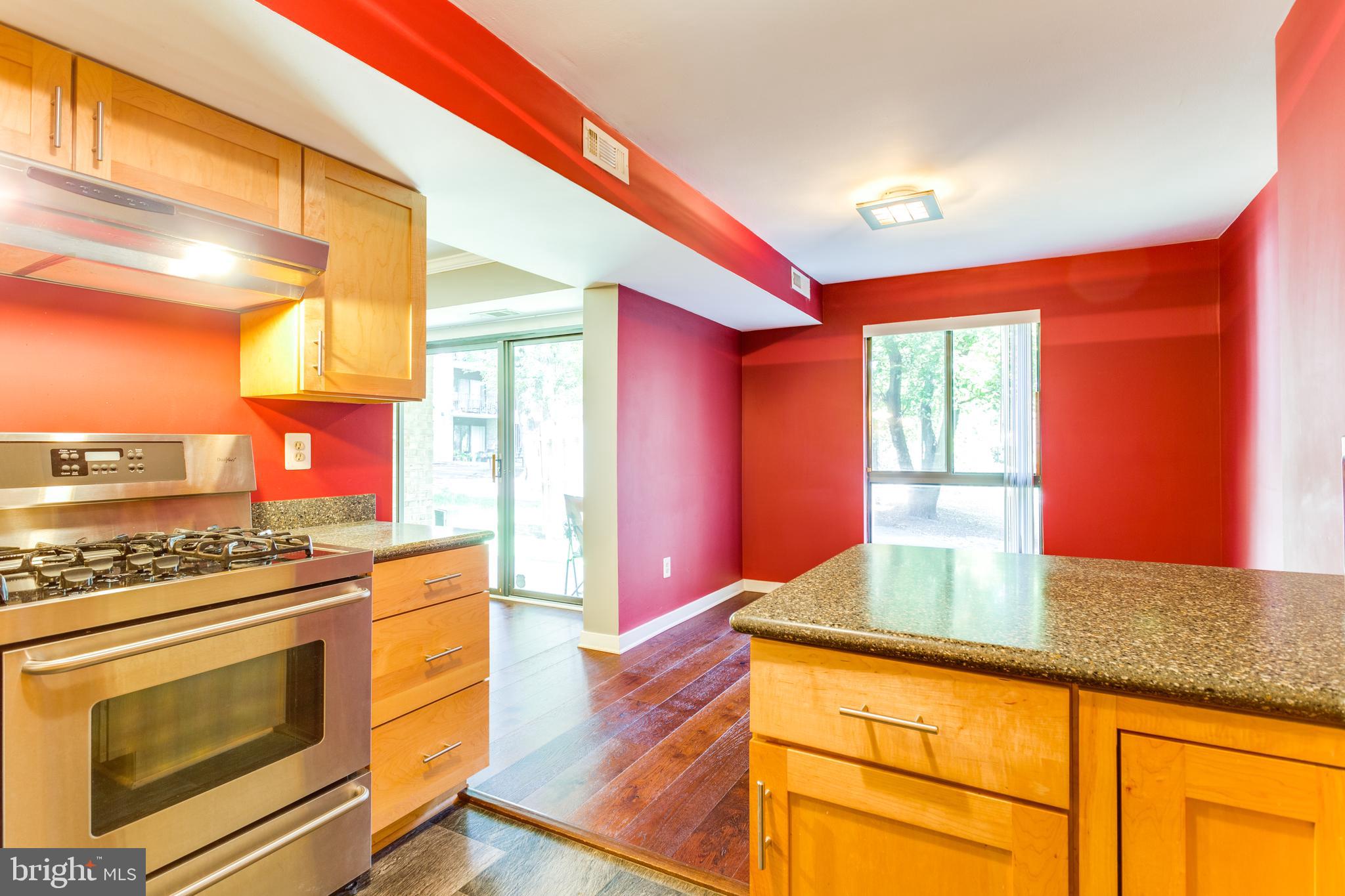 SOUTHGATE - Residential