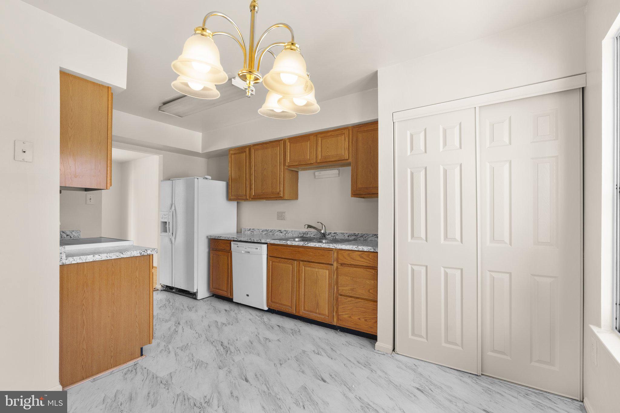 LONGMEADOW - Residential