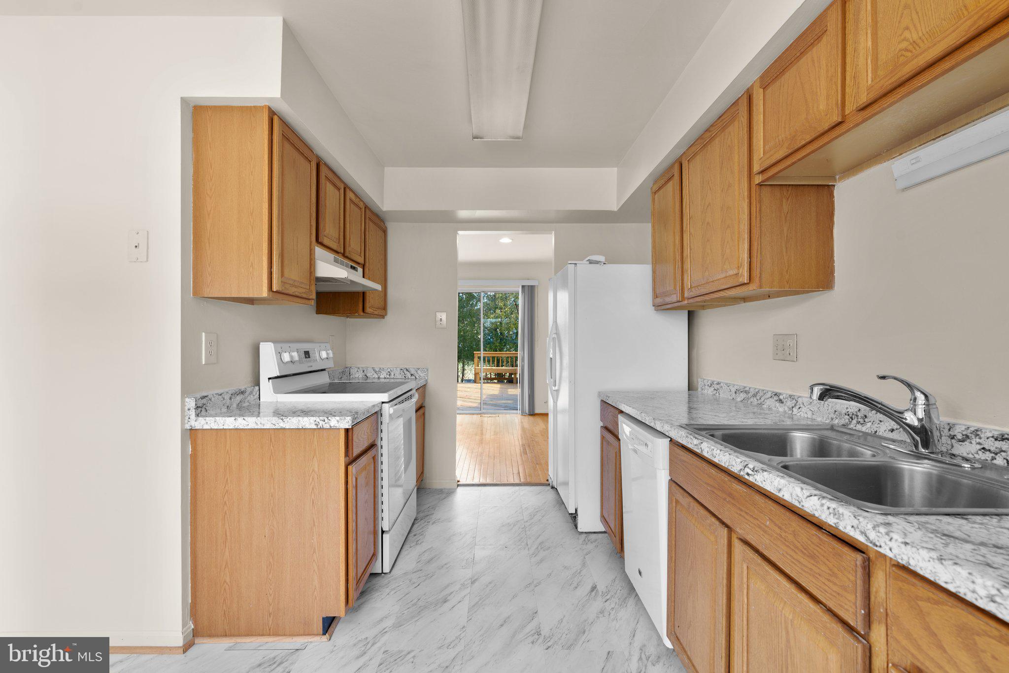 LONGMEADOW - Residential