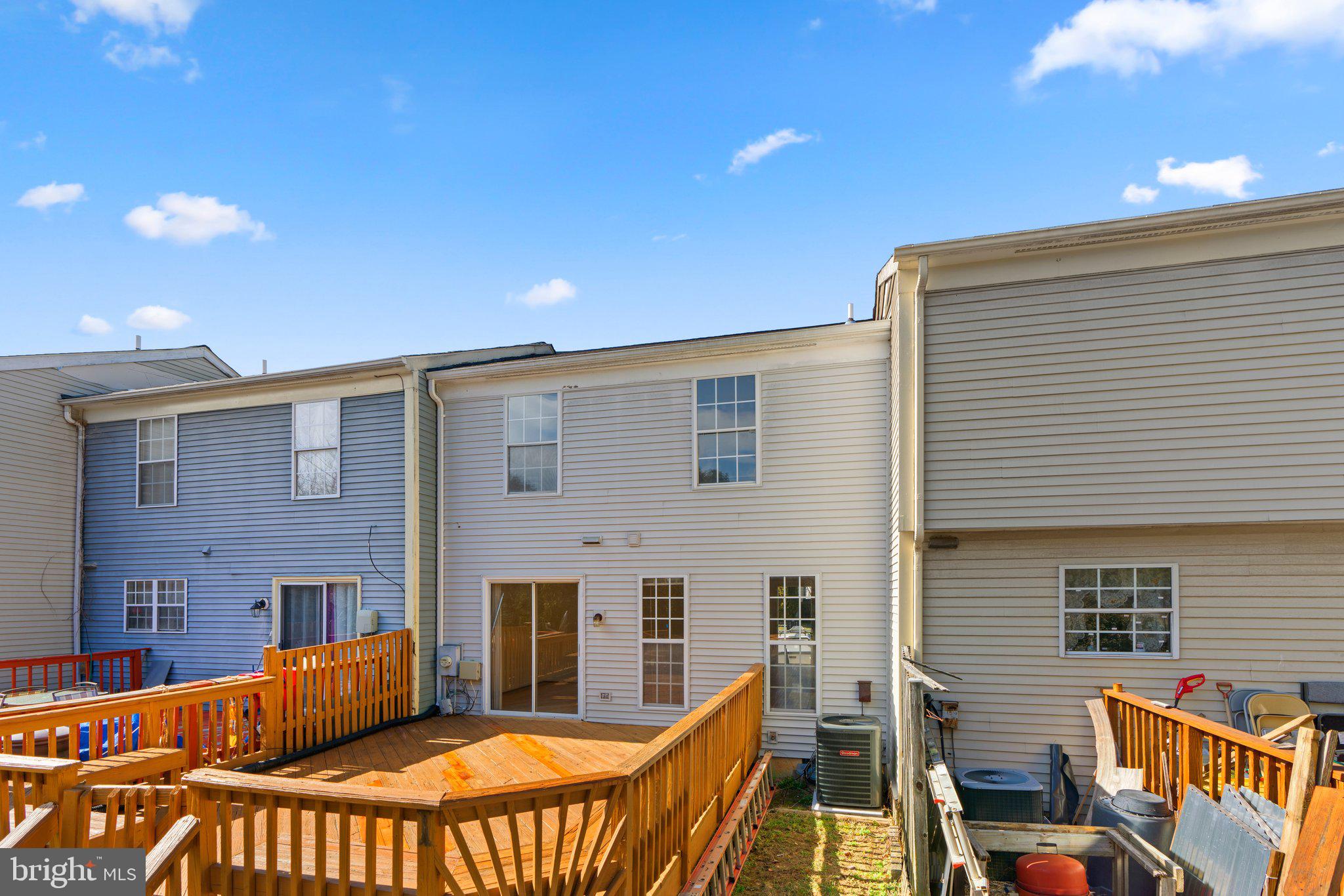 LONGMEADOW - Residential