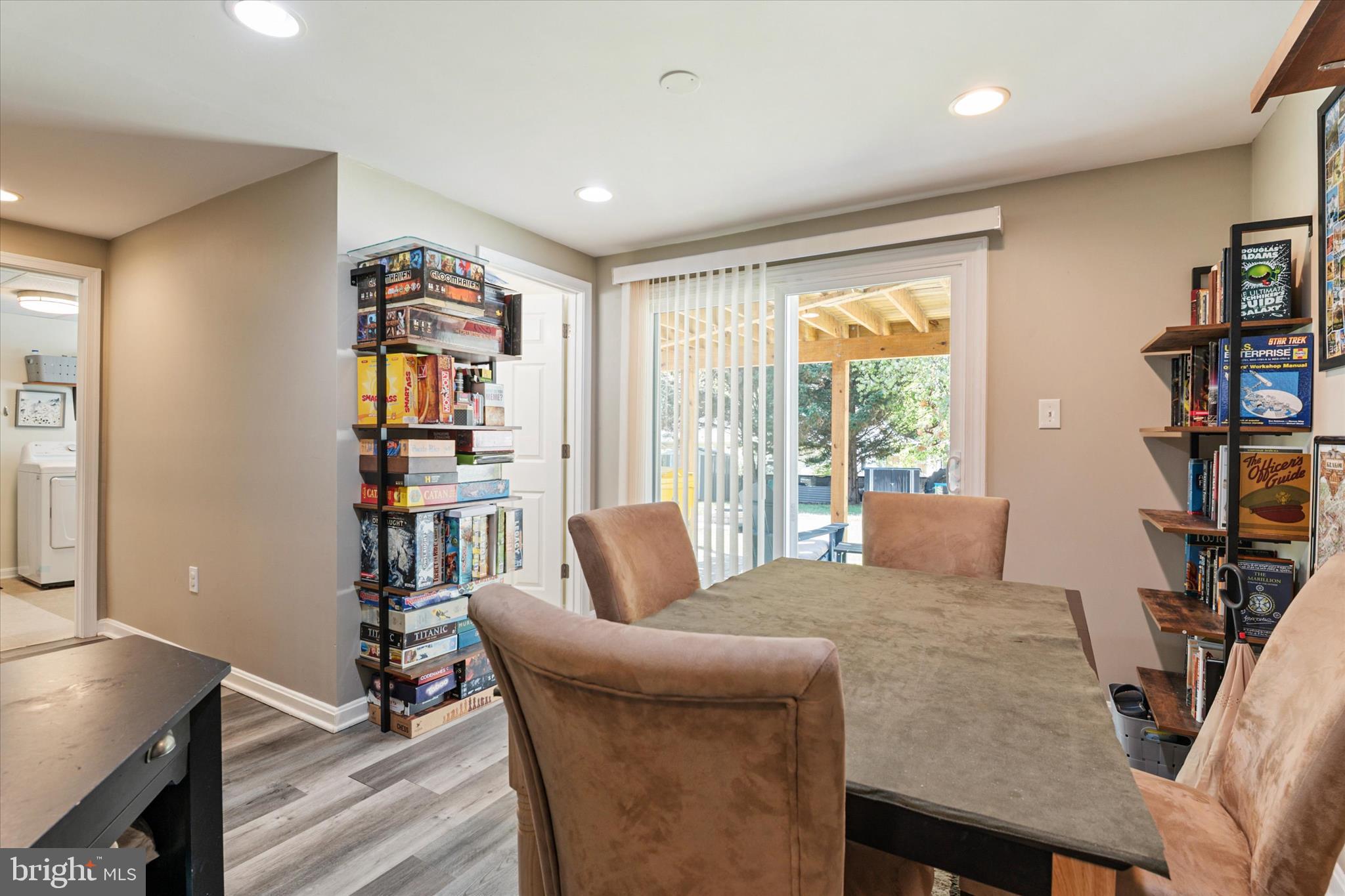 PROVINCES - Residential