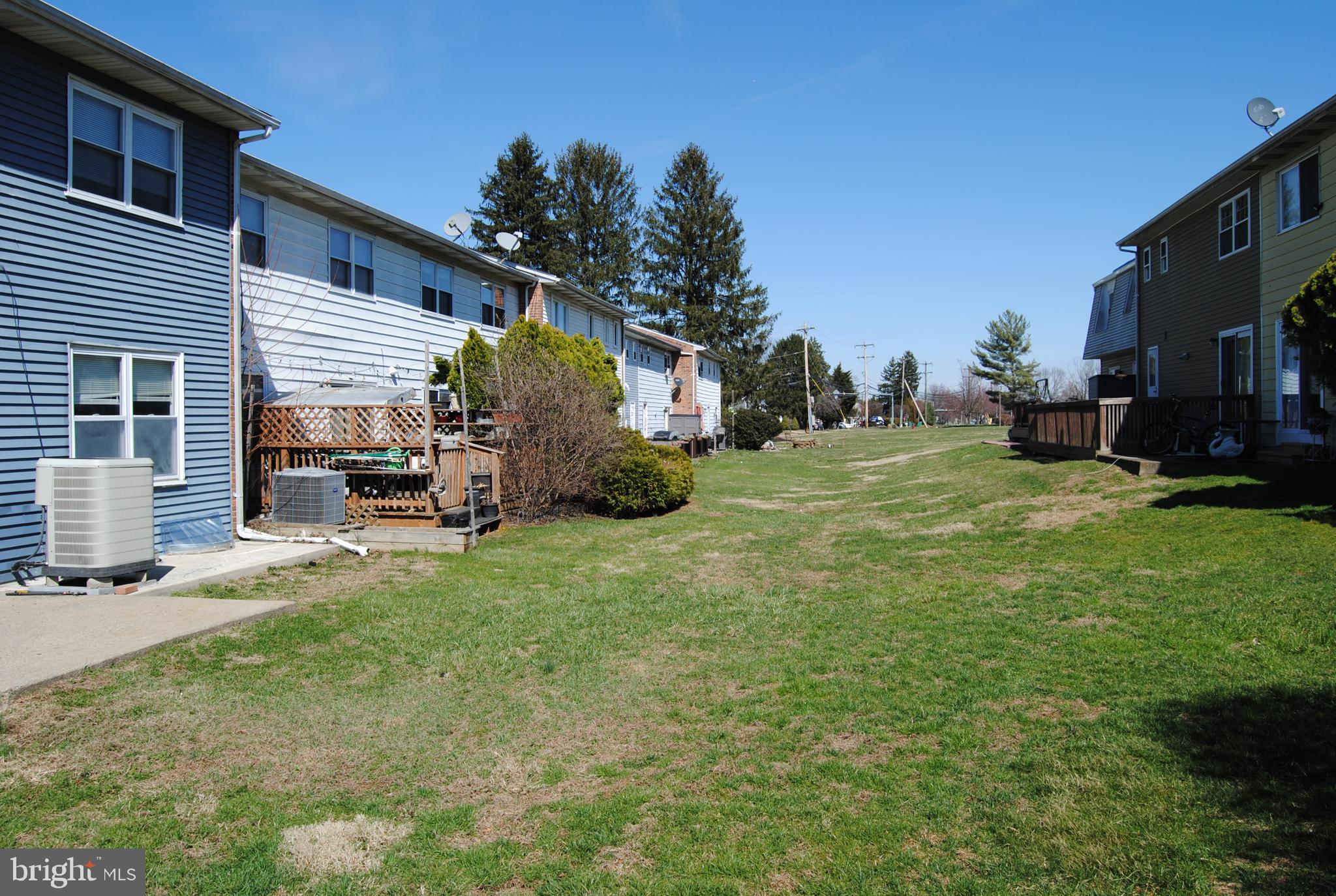 COUNTY DOWNE - Residential