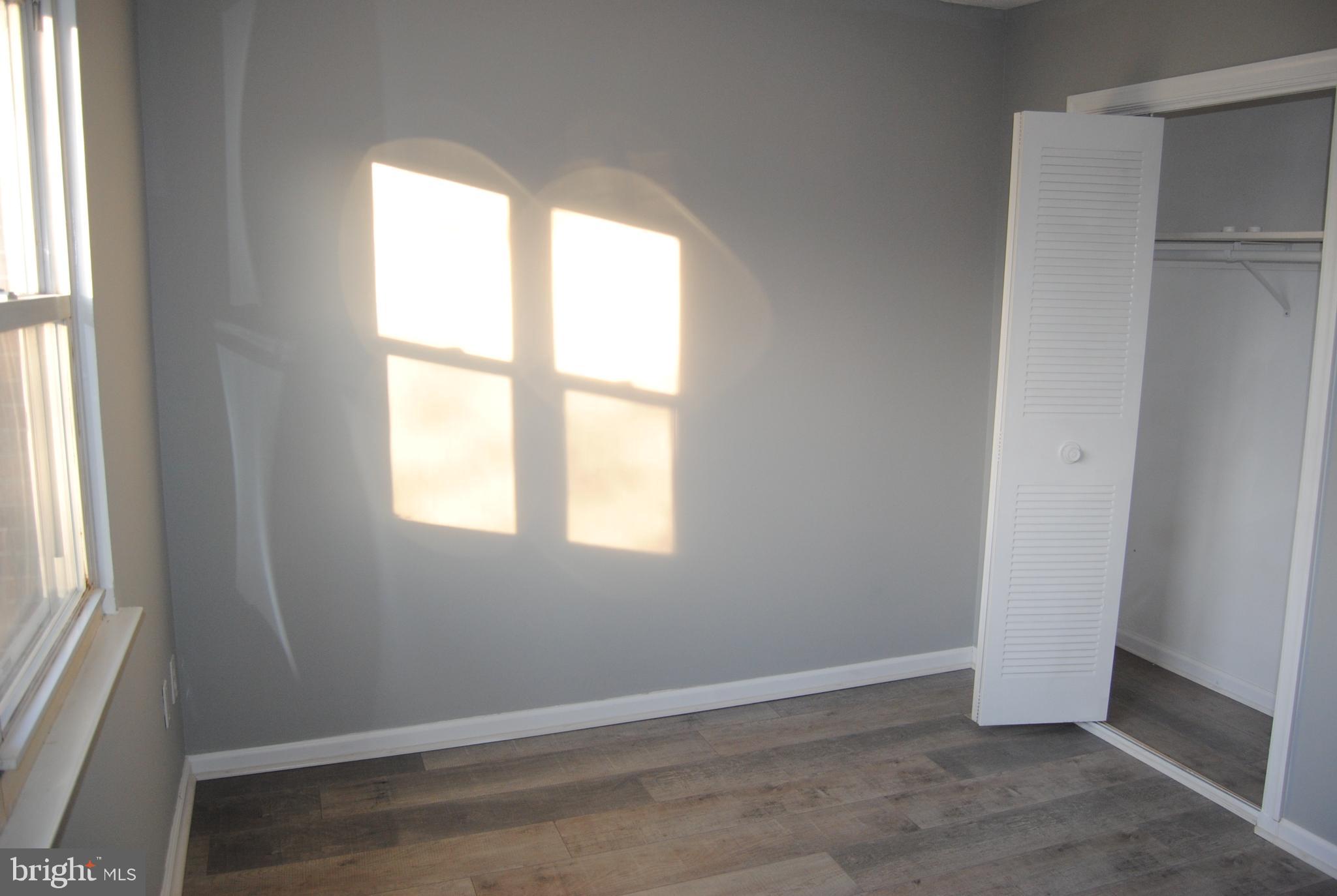 COUNTY DOWNE - Residential