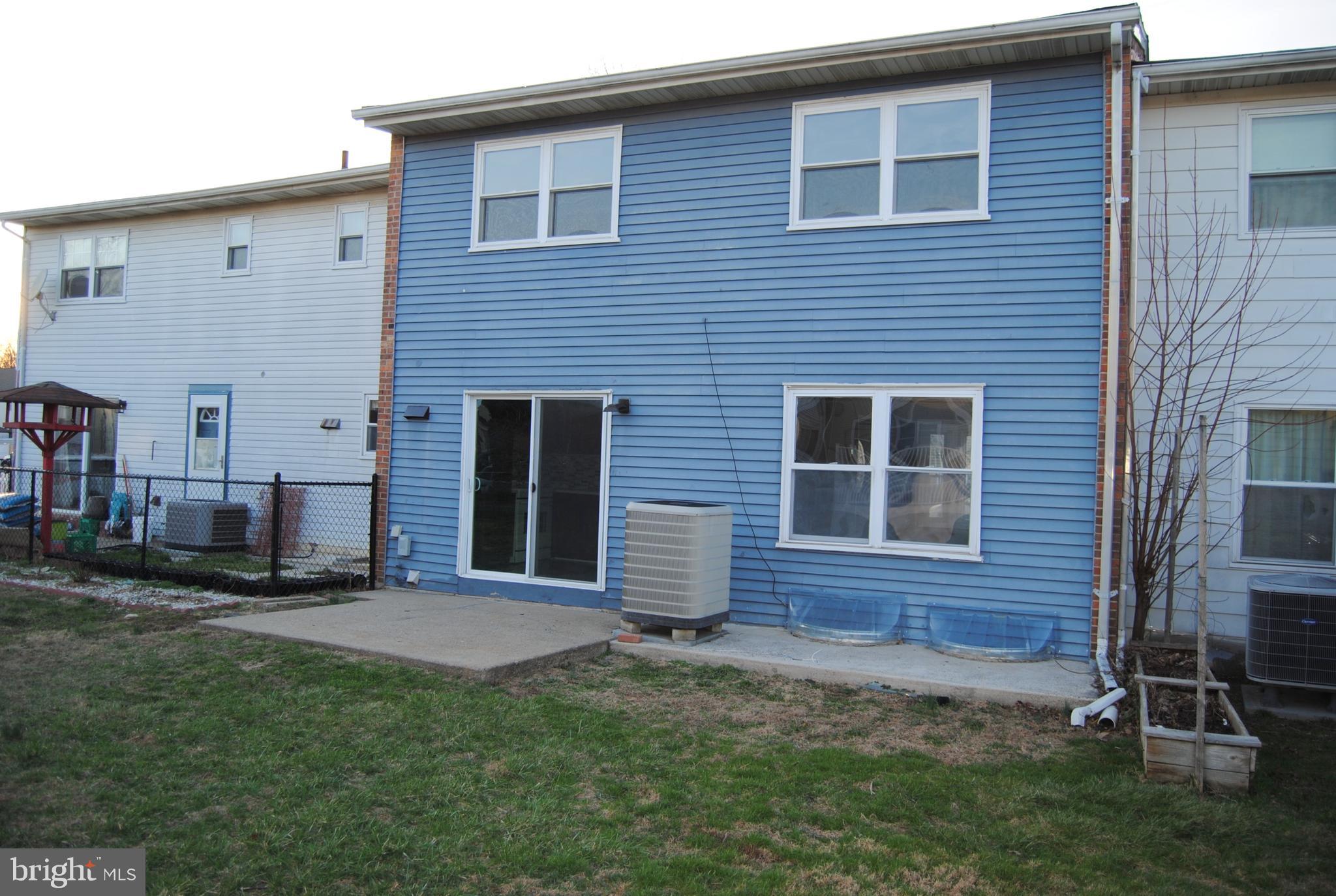 COUNTY DOWNE - Residential