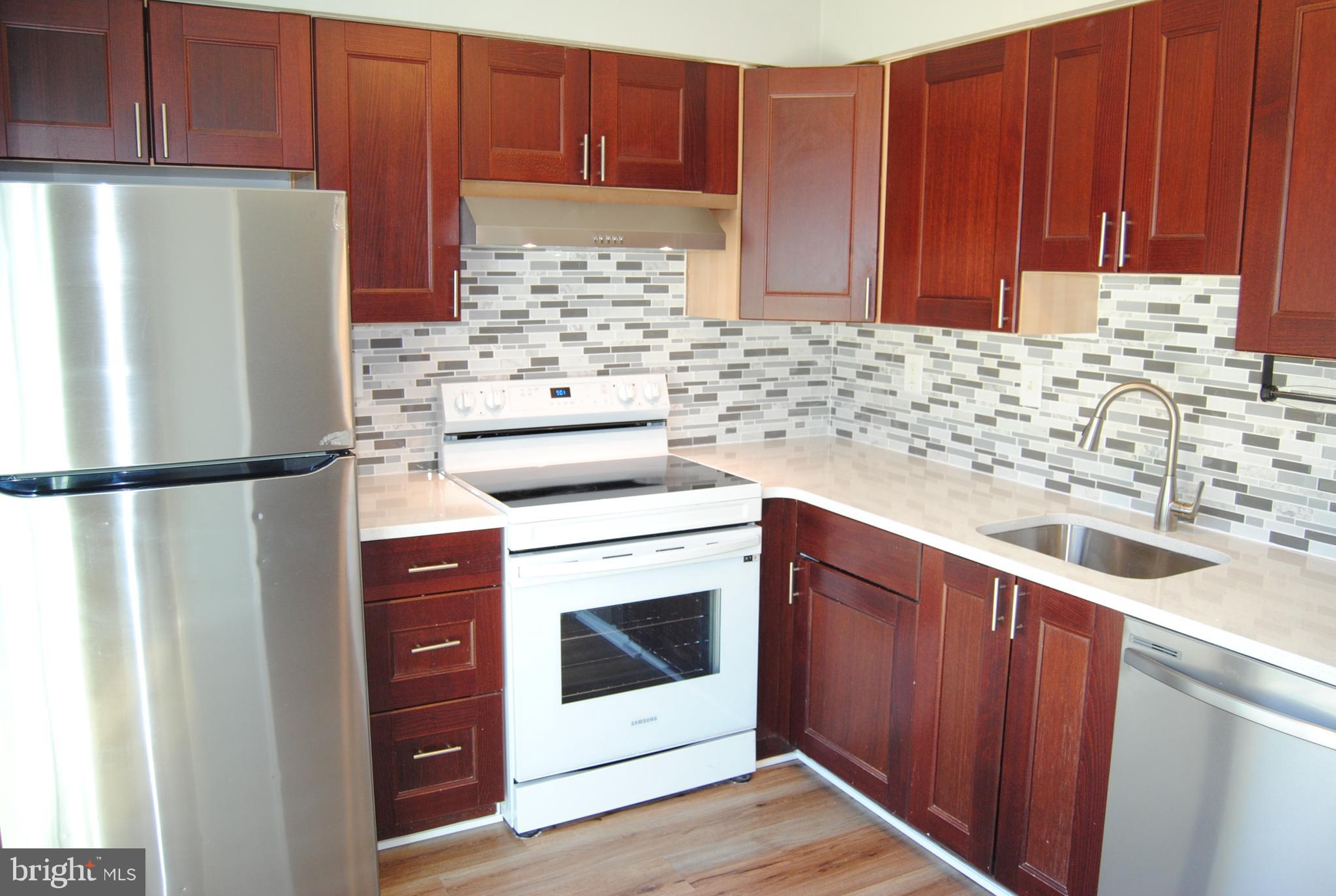 COUNTY DOWNE - Residential