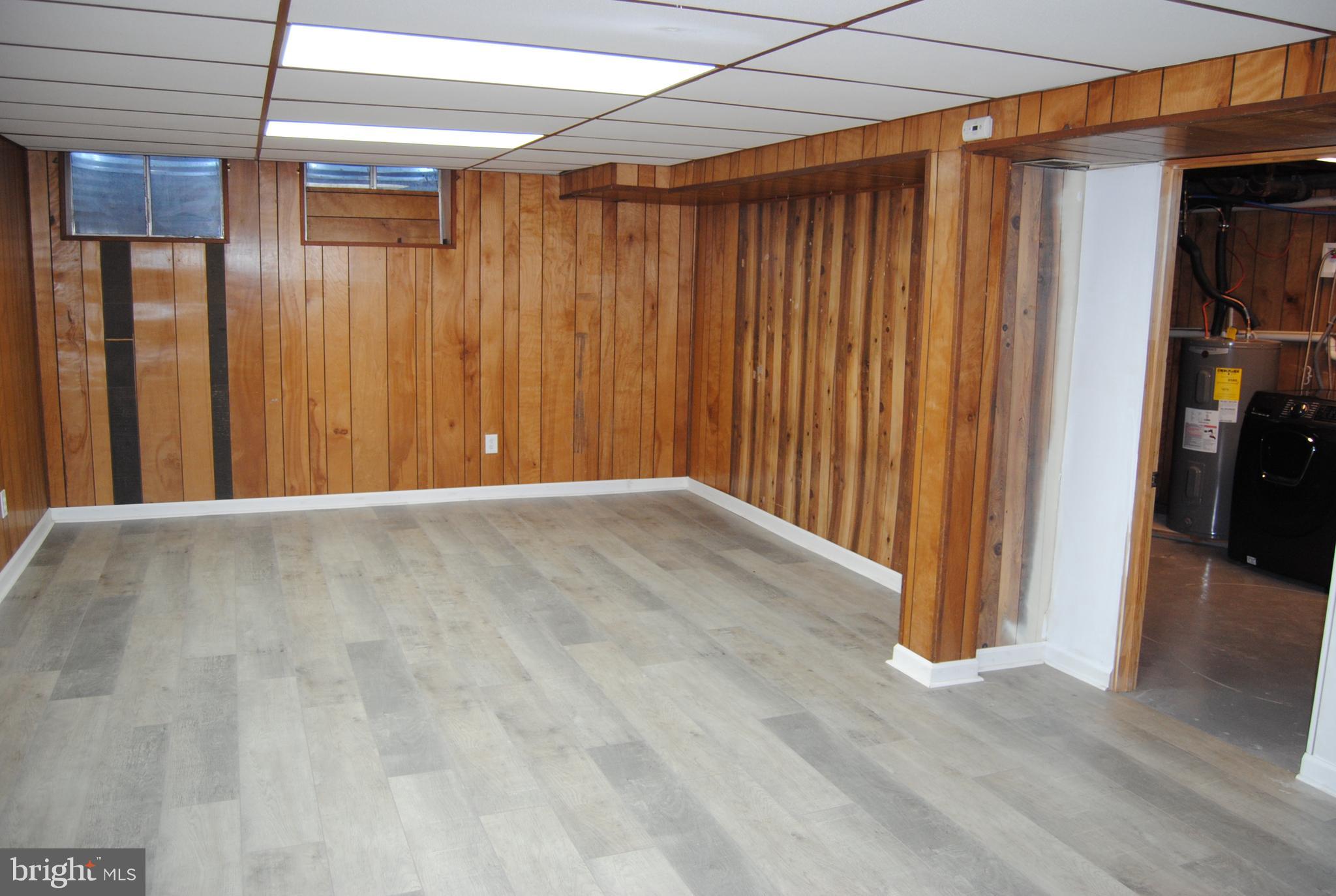 COUNTY DOWNE - Residential