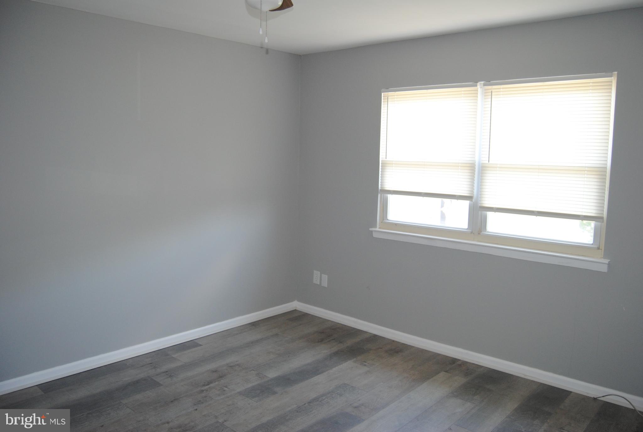 COUNTY DOWNE - Residential