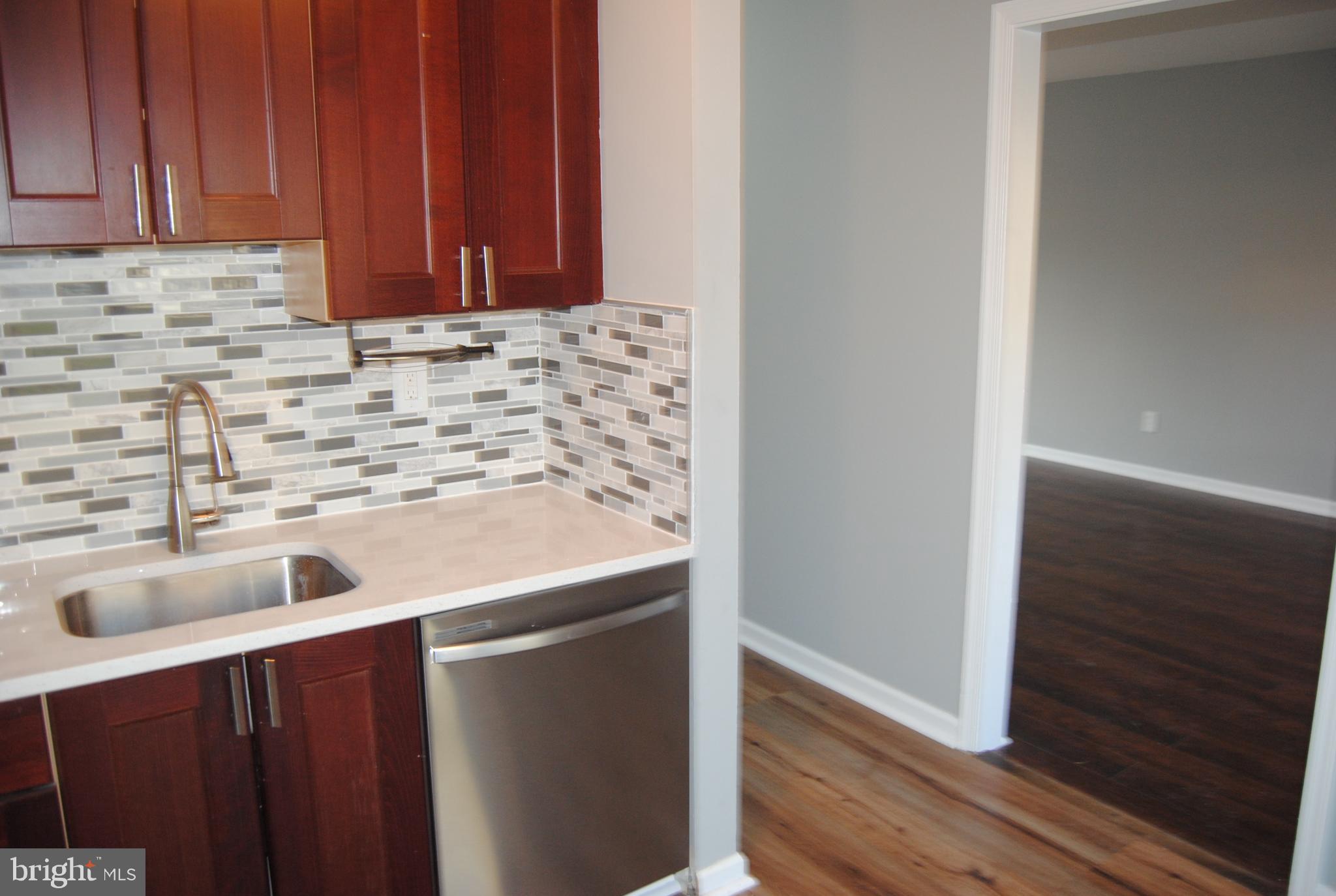 COUNTY DOWNE - Residential