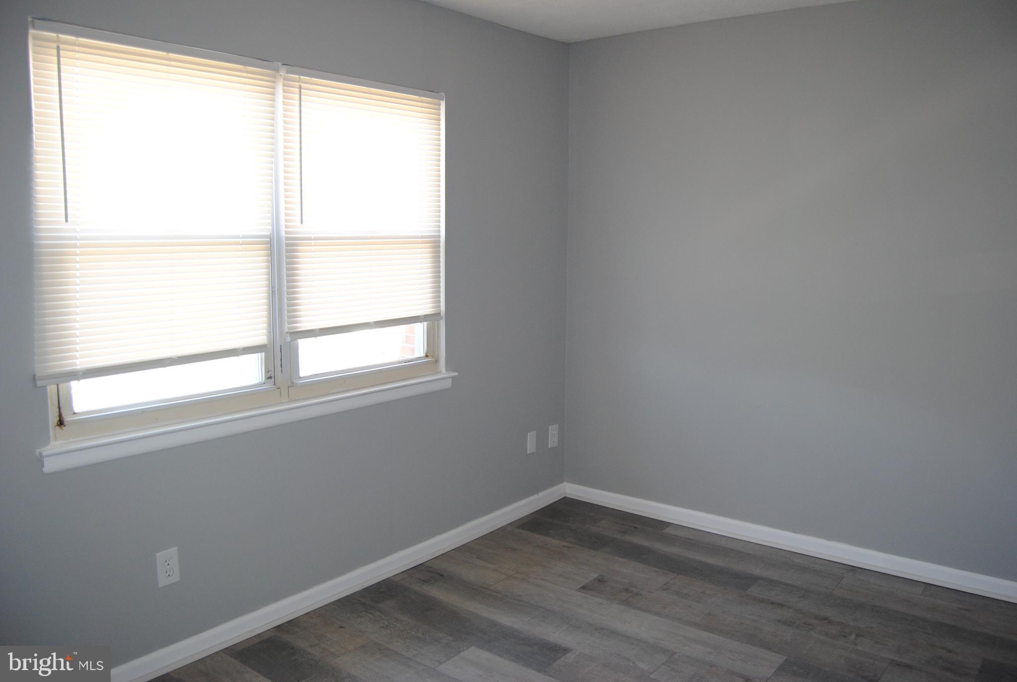 COUNTY DOWNE - Residential