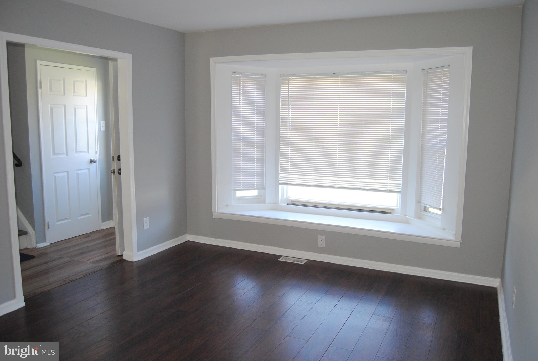 COUNTY DOWNE - Residential