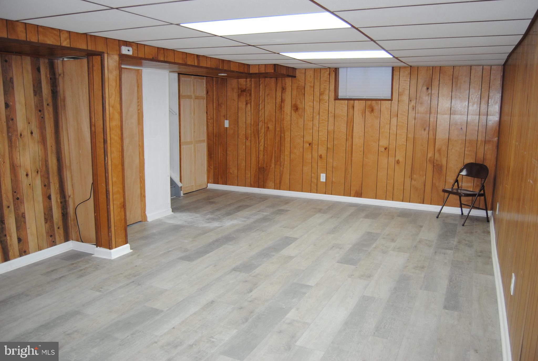 COUNTY DOWNE - Residential