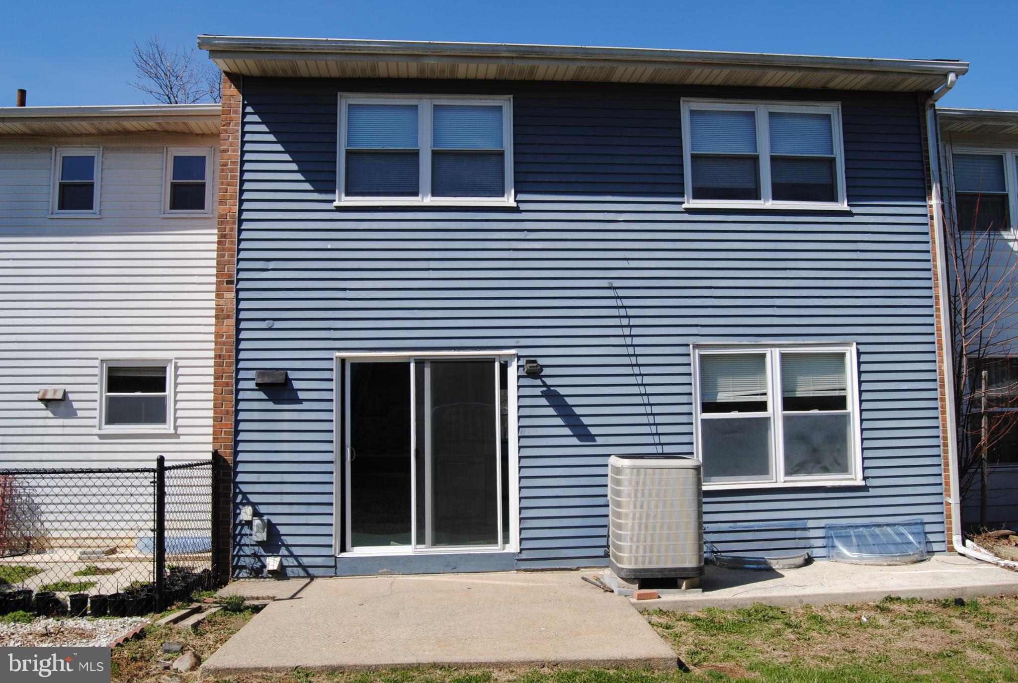 COUNTY DOWNE - Residential