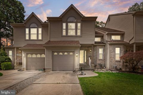 Townhouse For Sale - 31 Smokey Run Drive<br/> BERLIN, NJ 08009