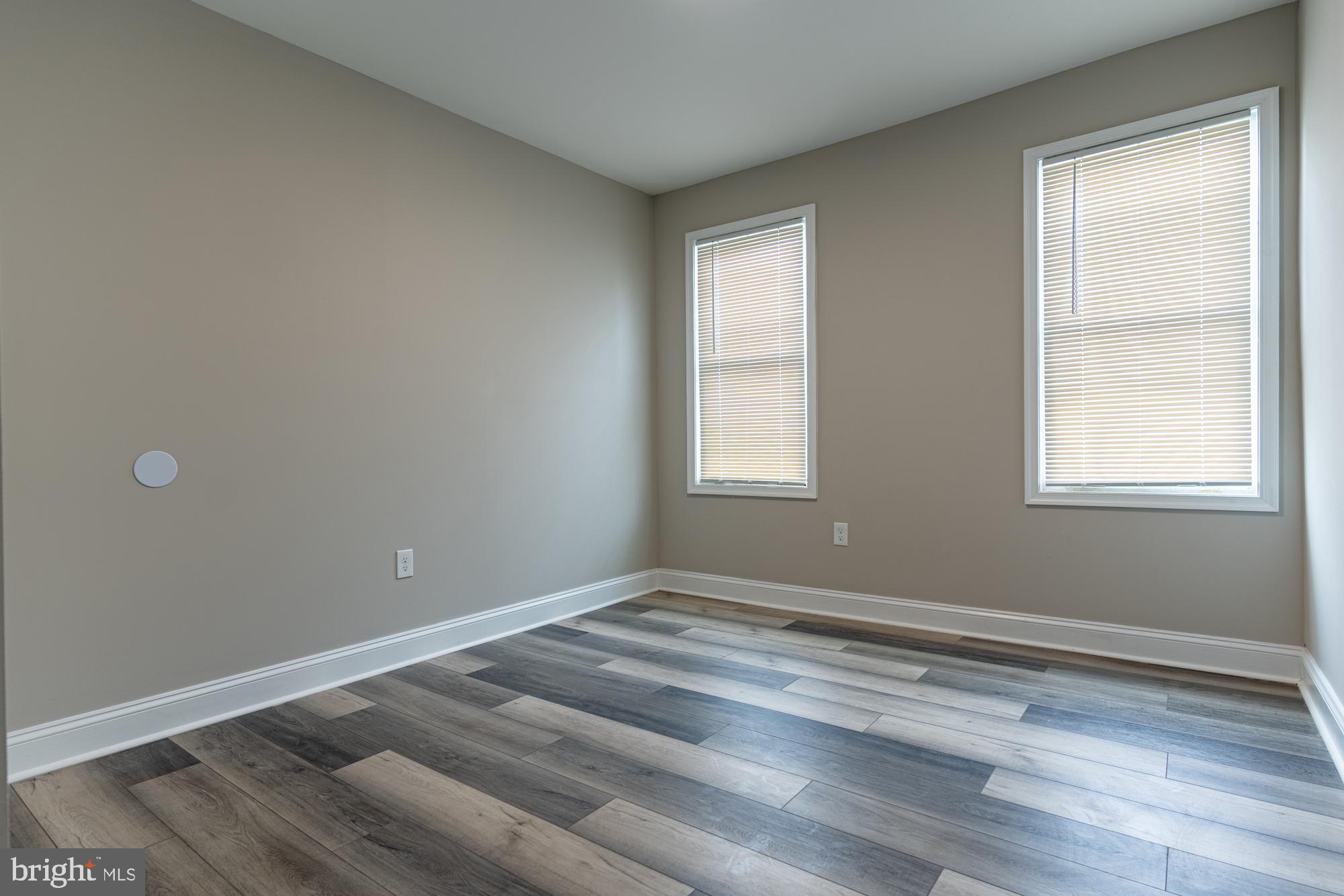 LAKE EVESHAM - Residential Lease