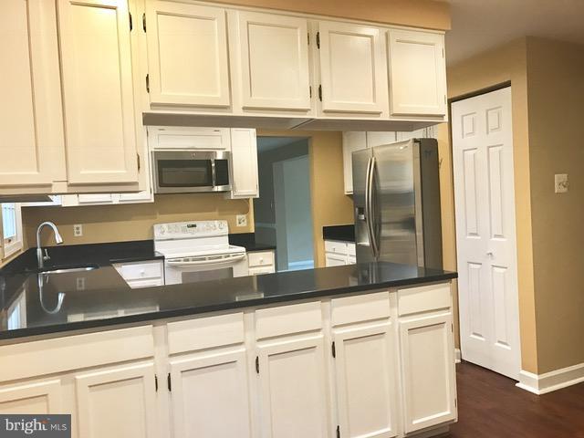 SHIPLEYS CHOICE - Residential Lease