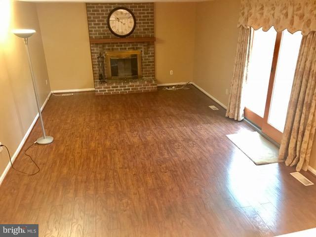 SHIPLEYS CHOICE - Residential Lease