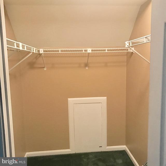 SHIPLEYS CHOICE - Residential Lease