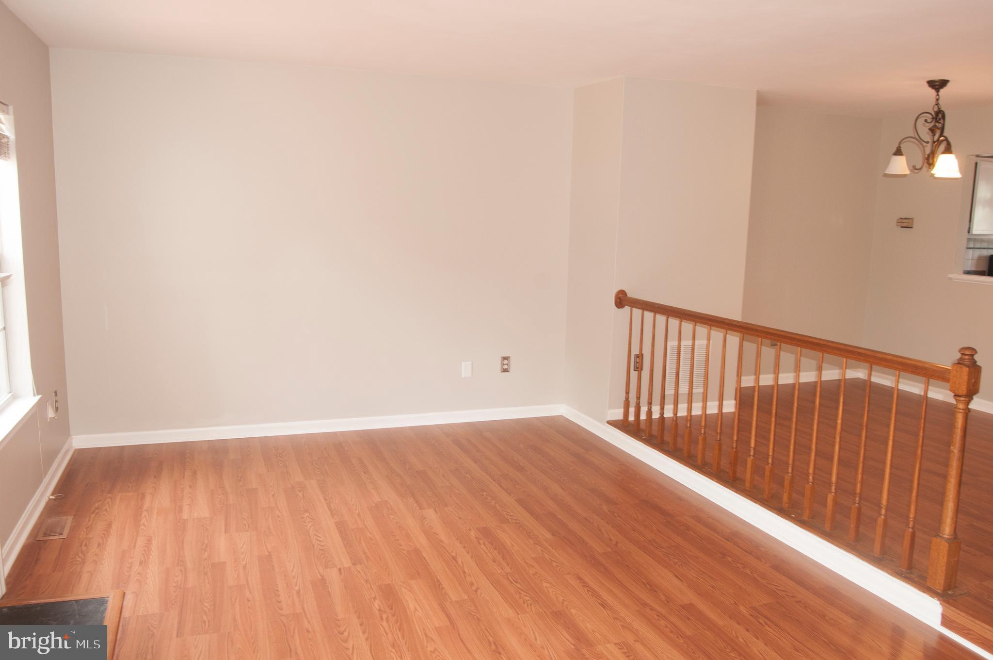 COURTS AT STAFFORD - Residential