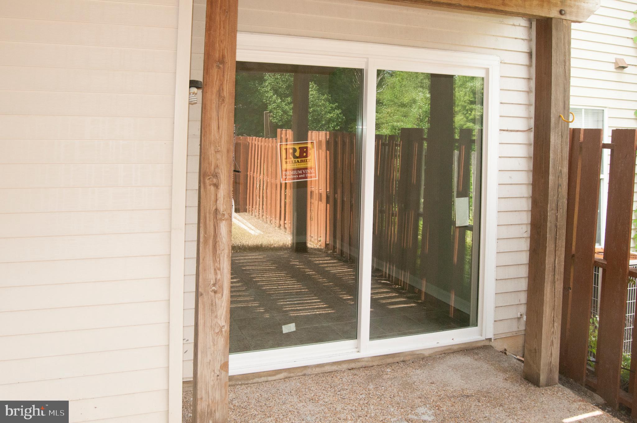 COURTS AT STAFFORD - Residential