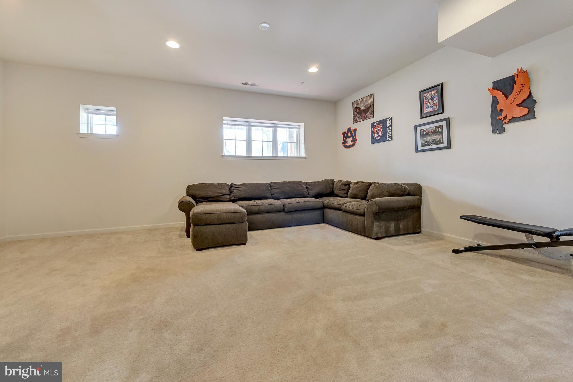 TUSCARORA CREEK - Residential