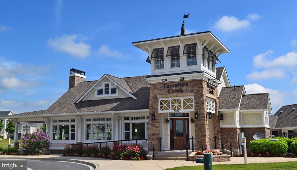 TUSCARORA CREEK - Residential