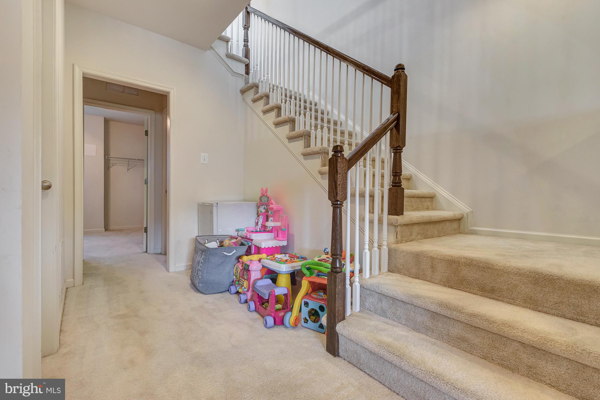 TUSCARORA CREEK - Residential