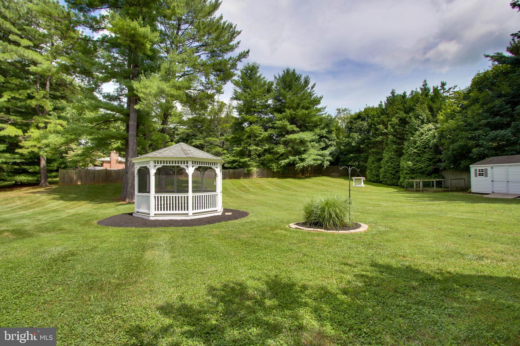 SUNNYBROOK - Residential