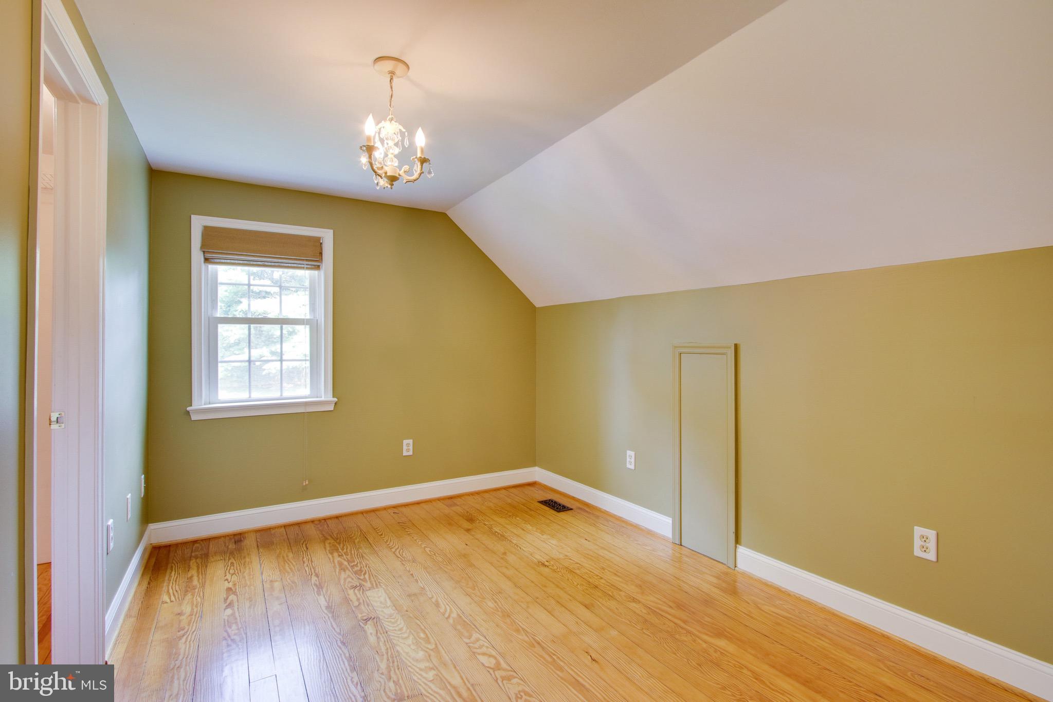 SUNNYBROOK - Residential