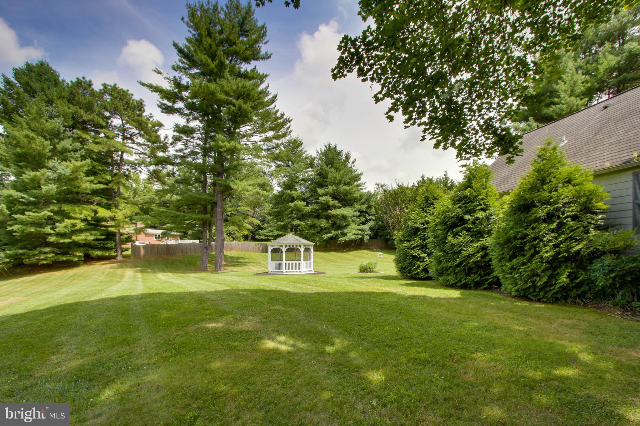 SUNNYBROOK - Residential