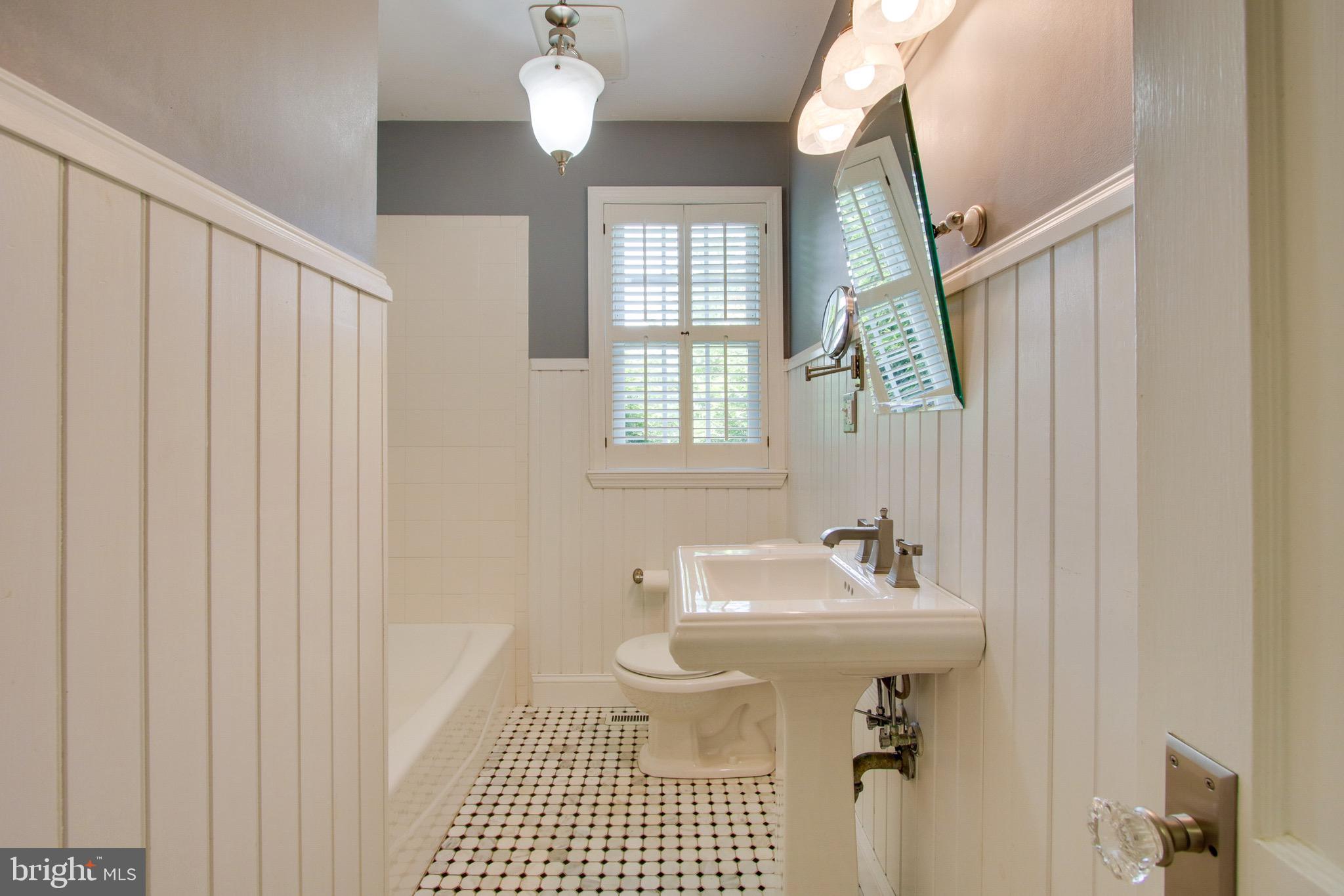 SUNNYBROOK - Residential