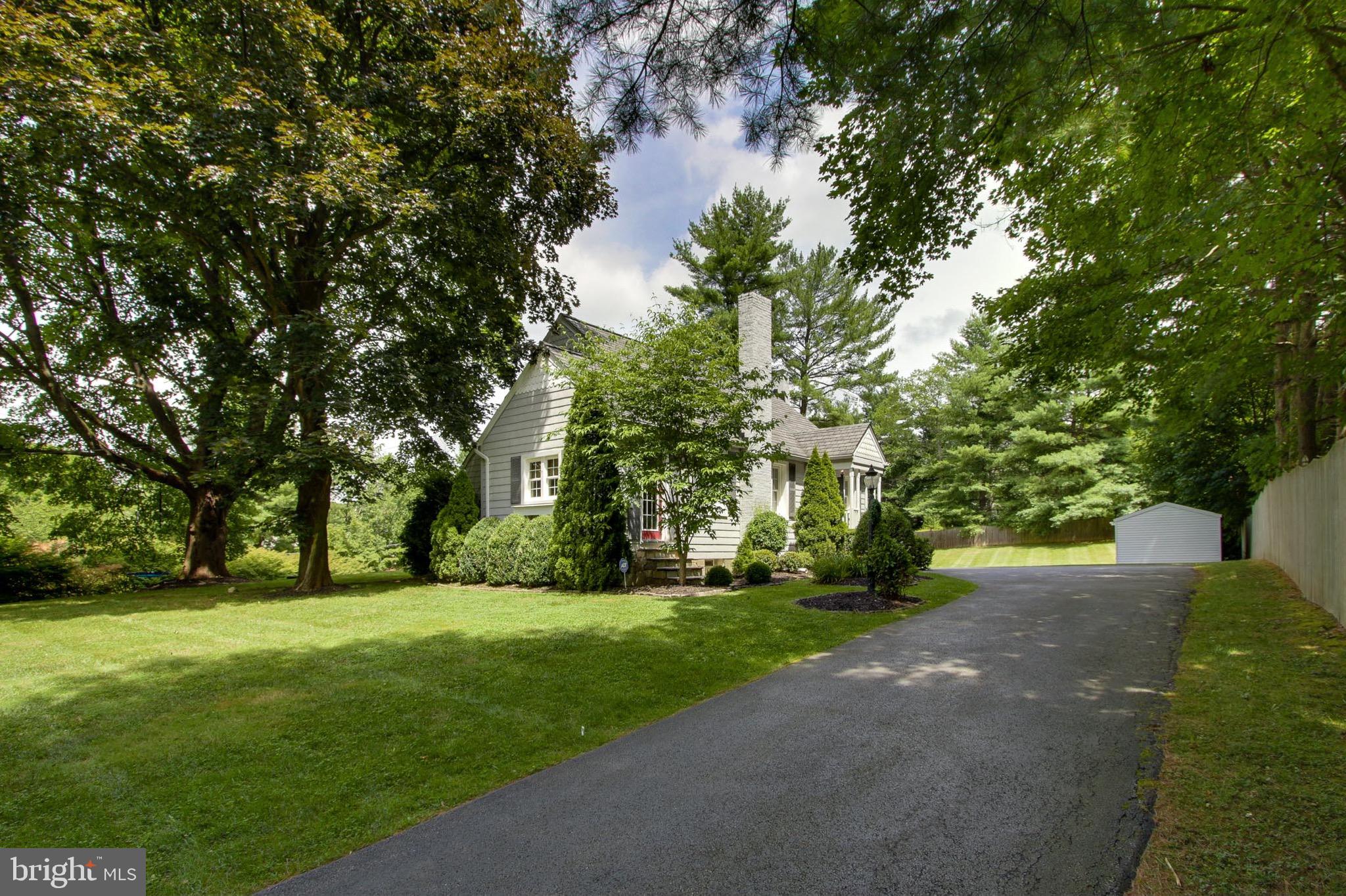 SUNNYBROOK - Residential