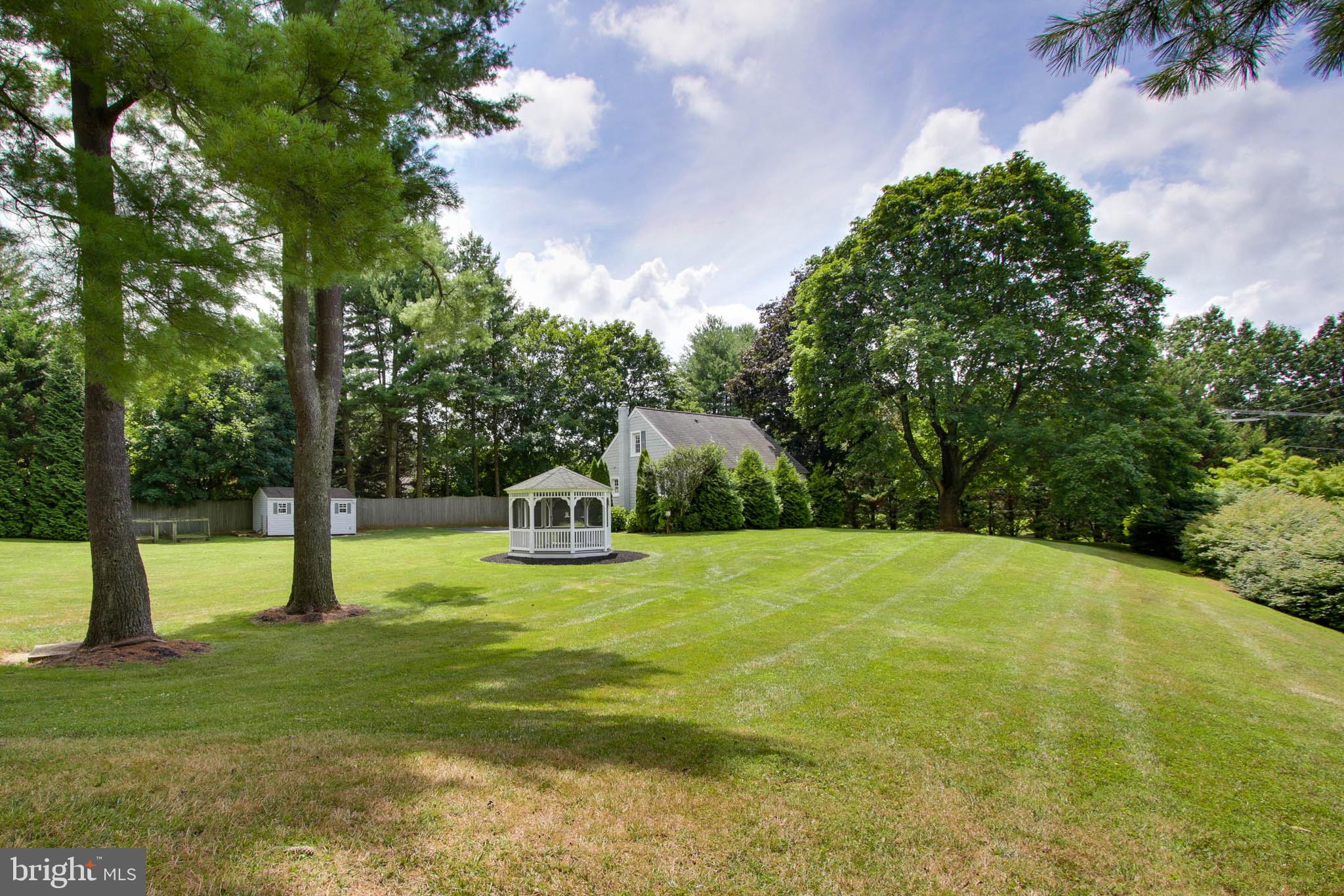 SUNNYBROOK - Residential