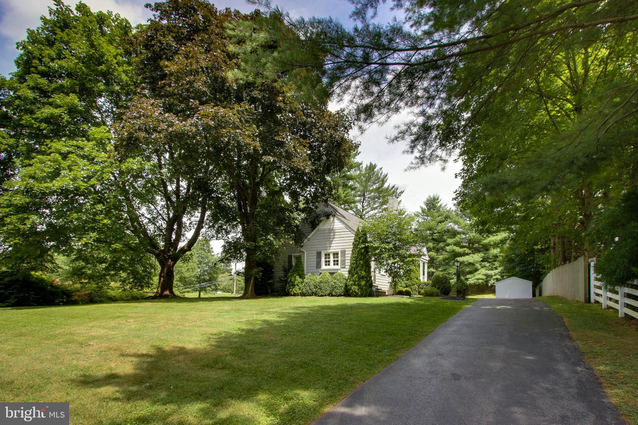 SUNNYBROOK - Residential