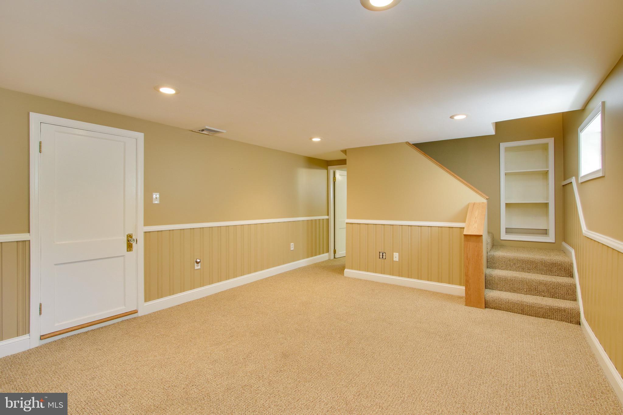 SUNNYBROOK - Residential