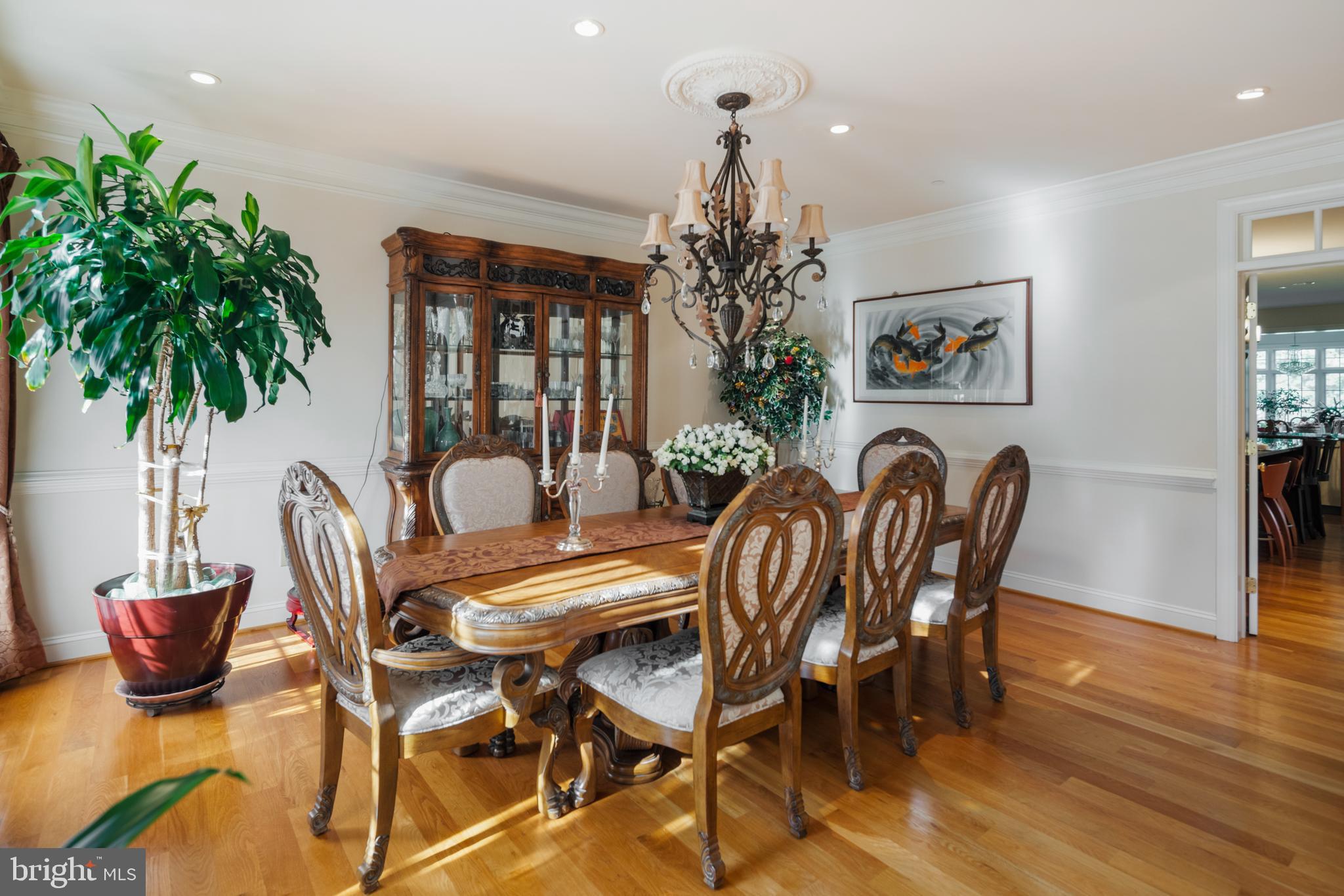 WHITEGATE - Residential