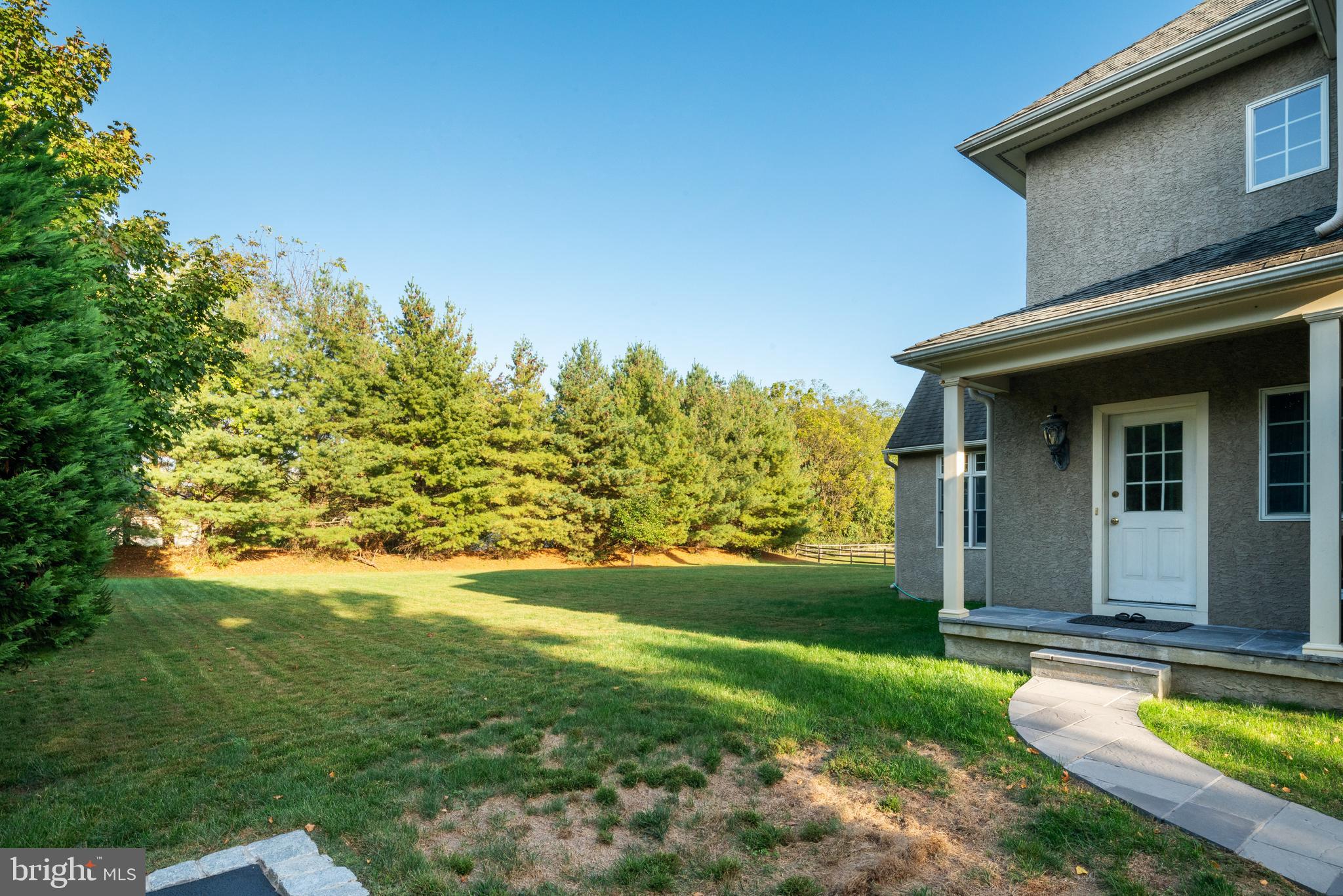 WHITEGATE - Residential