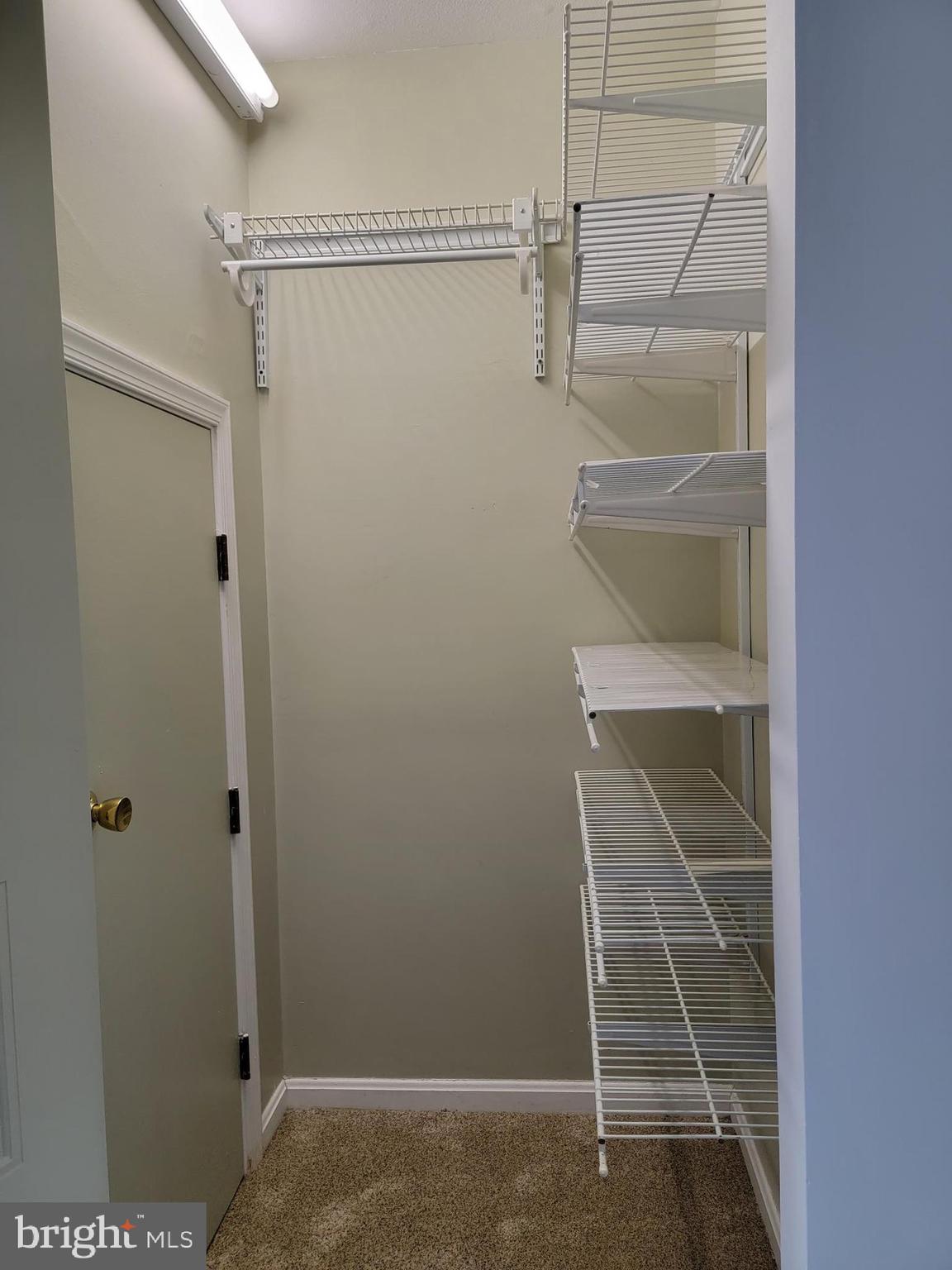 ROLLING RIDGE - Residential