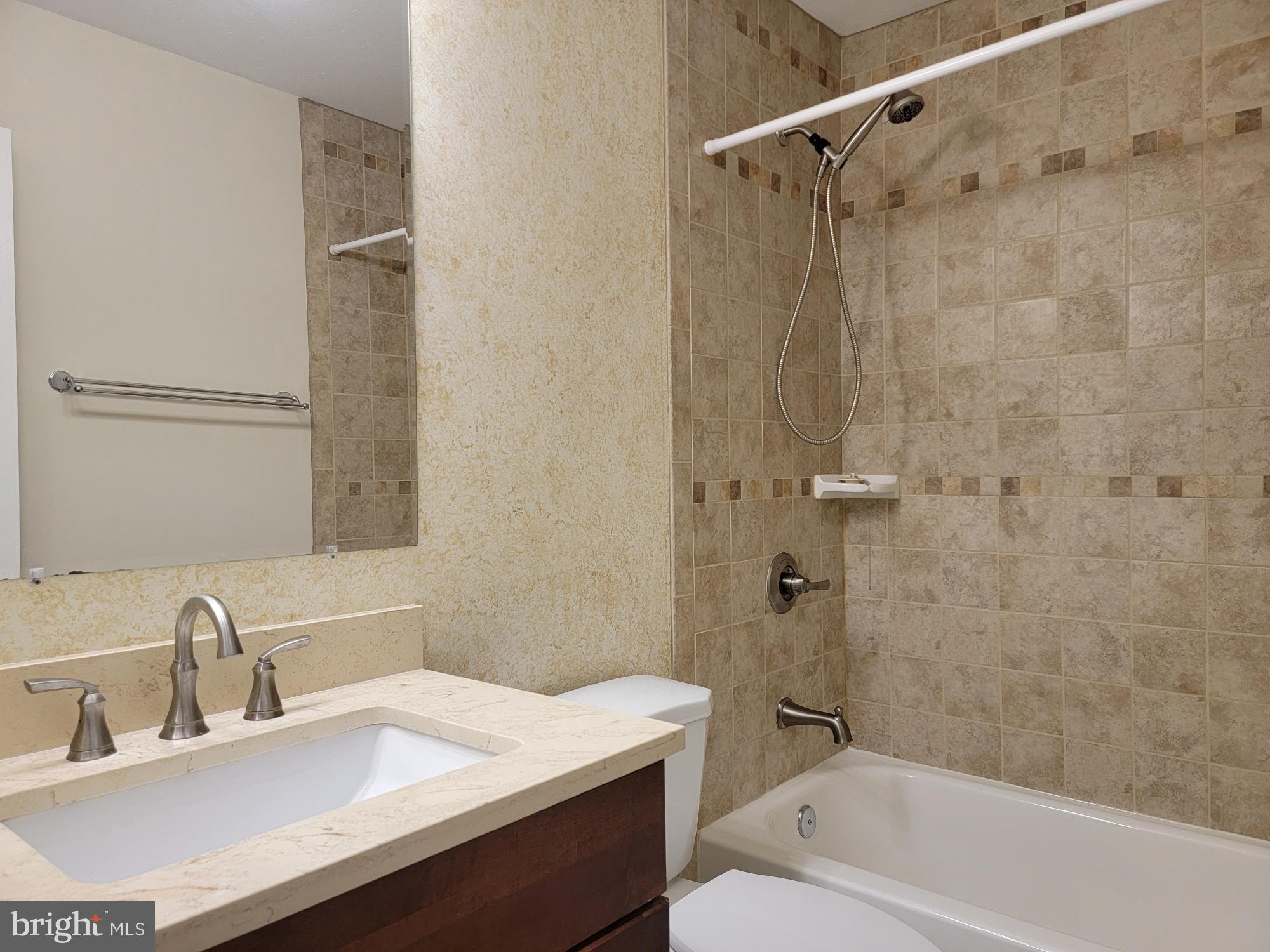 ROLLING RIDGE - Residential