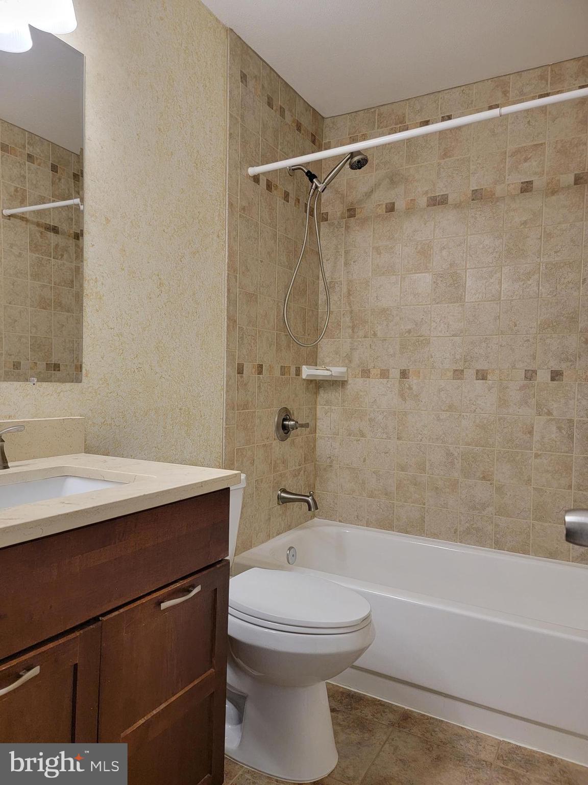 ROLLING RIDGE - Residential