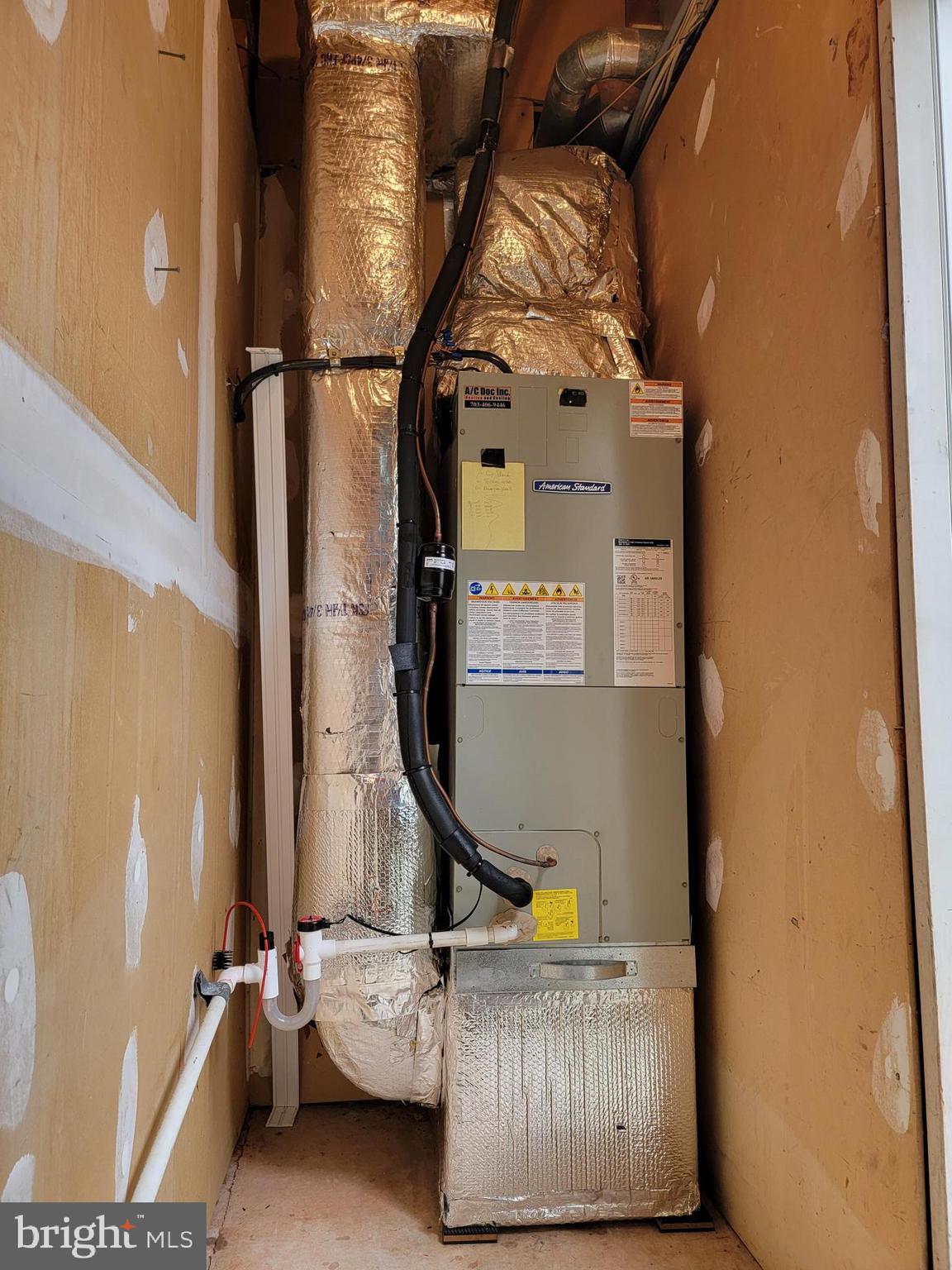 ROLLING RIDGE - Residential