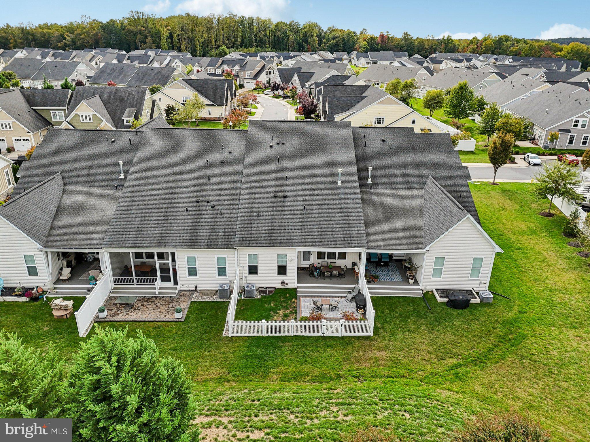 TWO RIVERS - Residential