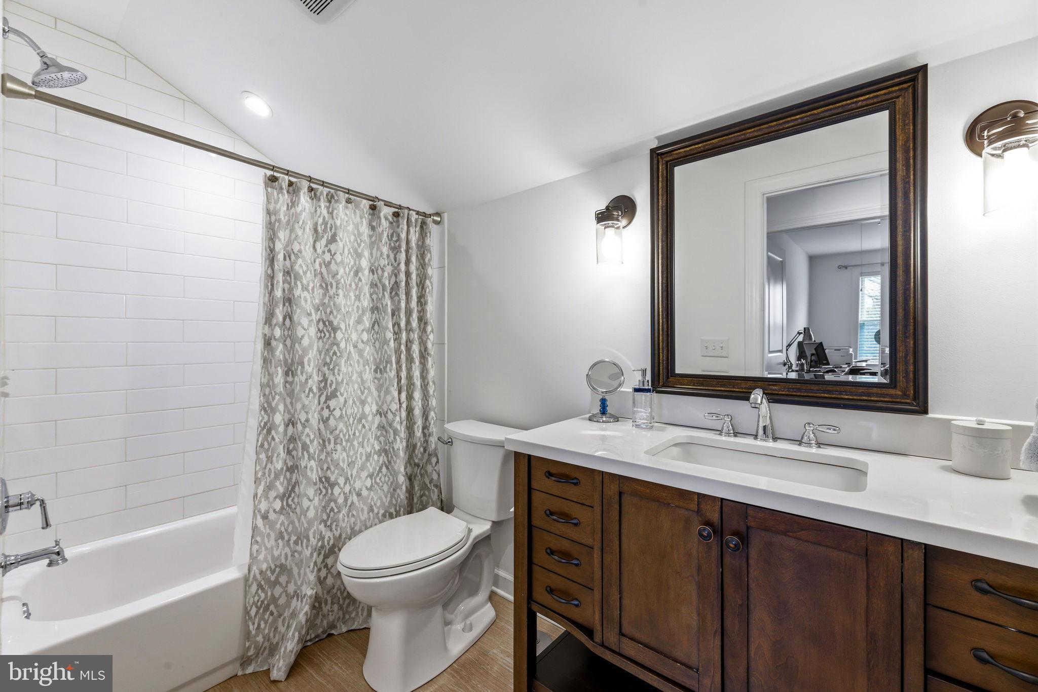 PHOENIX - Residential