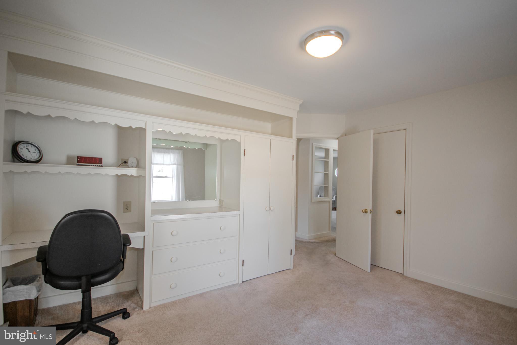 COULBOURN MANOR - Residential