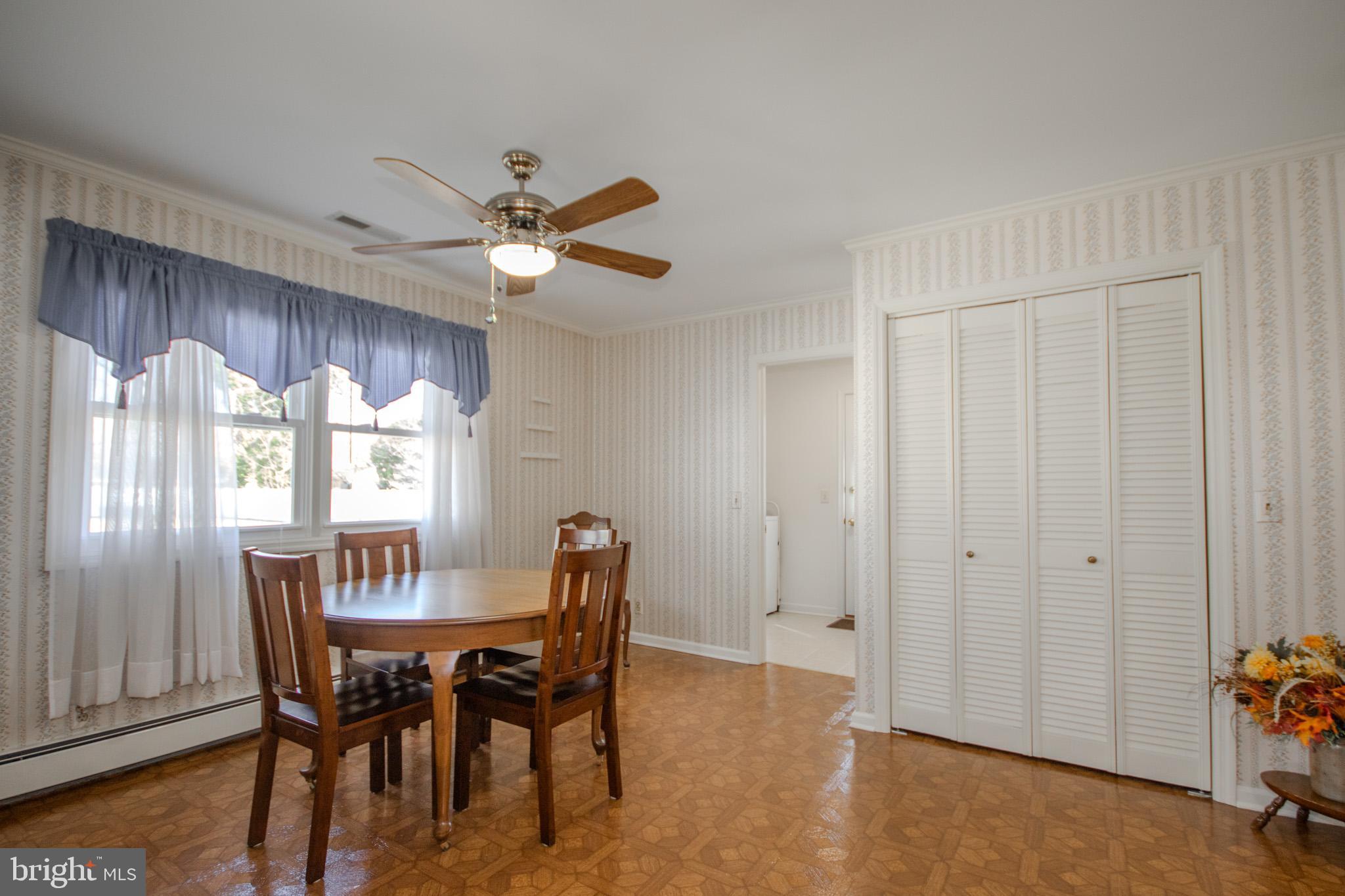 COULBOURN MANOR - Residential