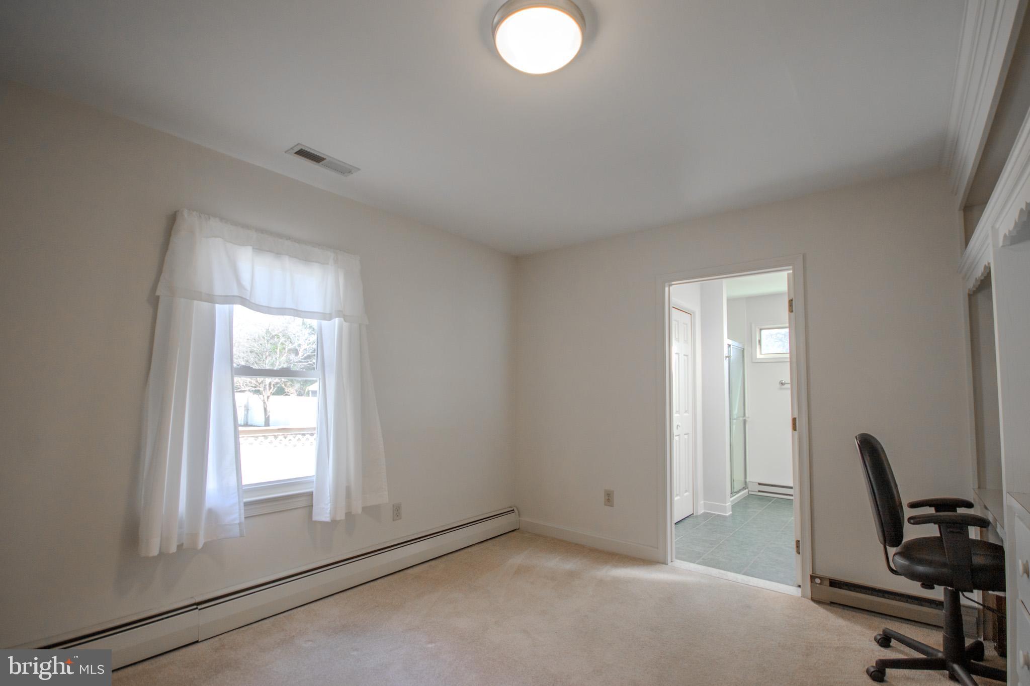 COULBOURN MANOR - Residential