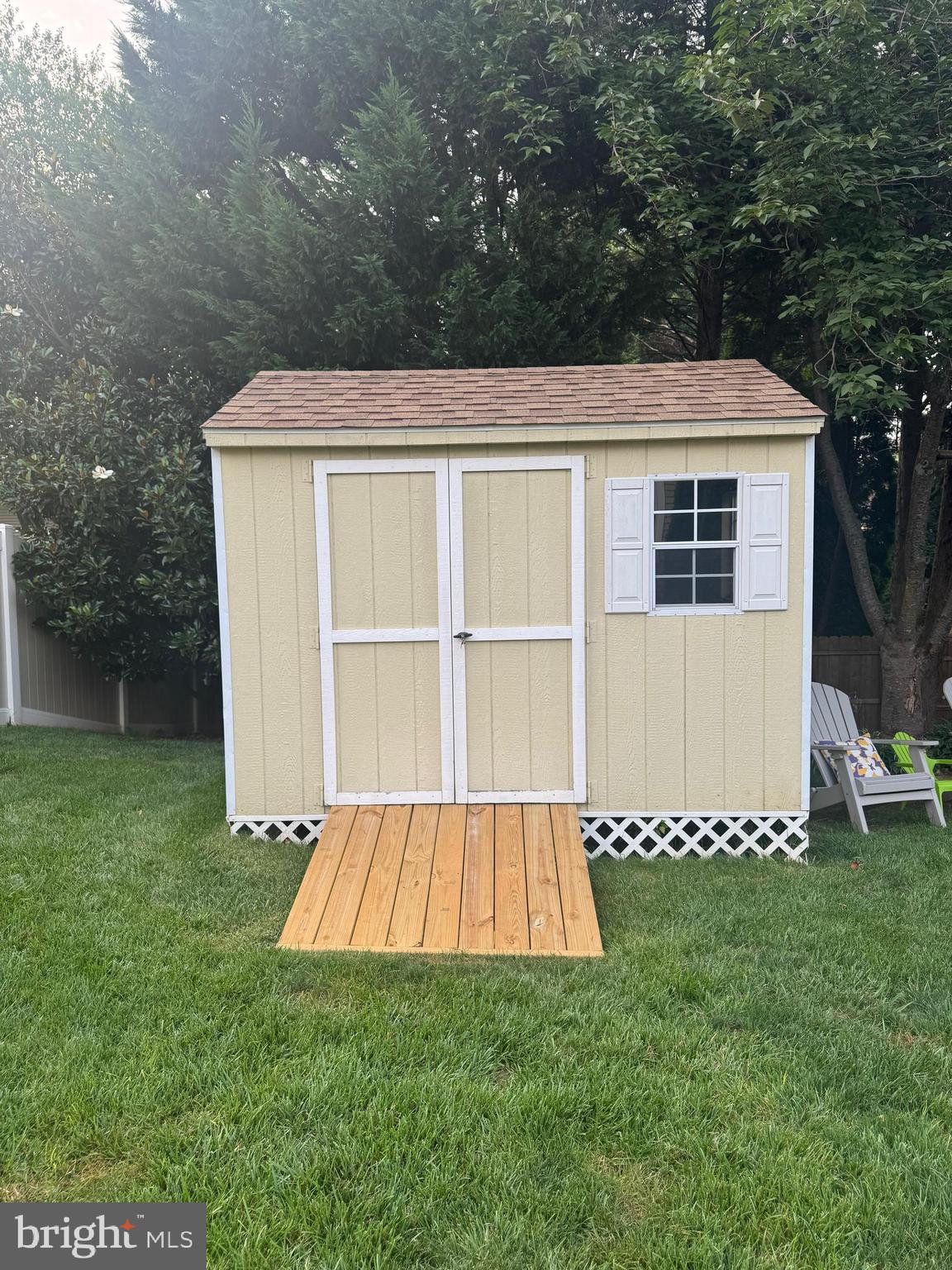 100 ACRE WOODS - Residential Lease